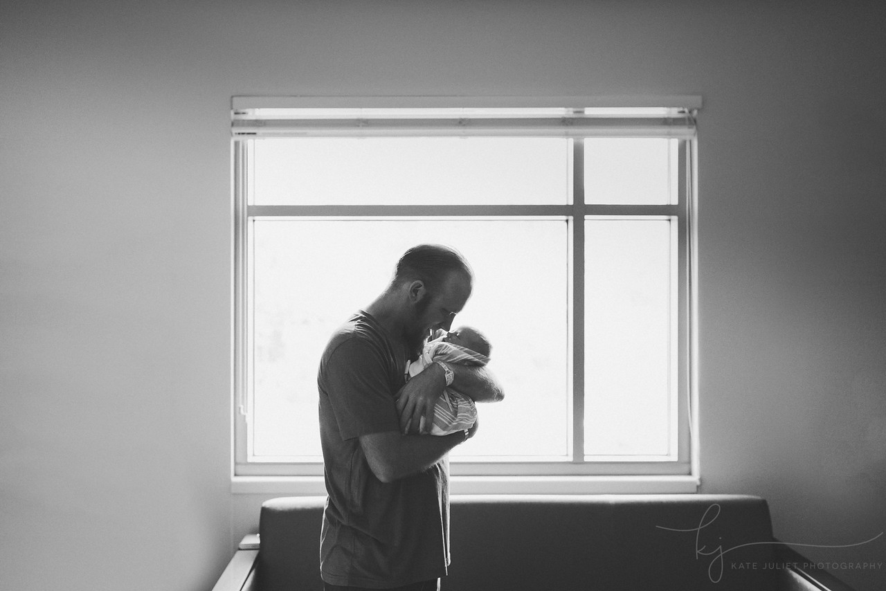 Northern VA Hospital Newborn Photographer | Kate Juliet Photography