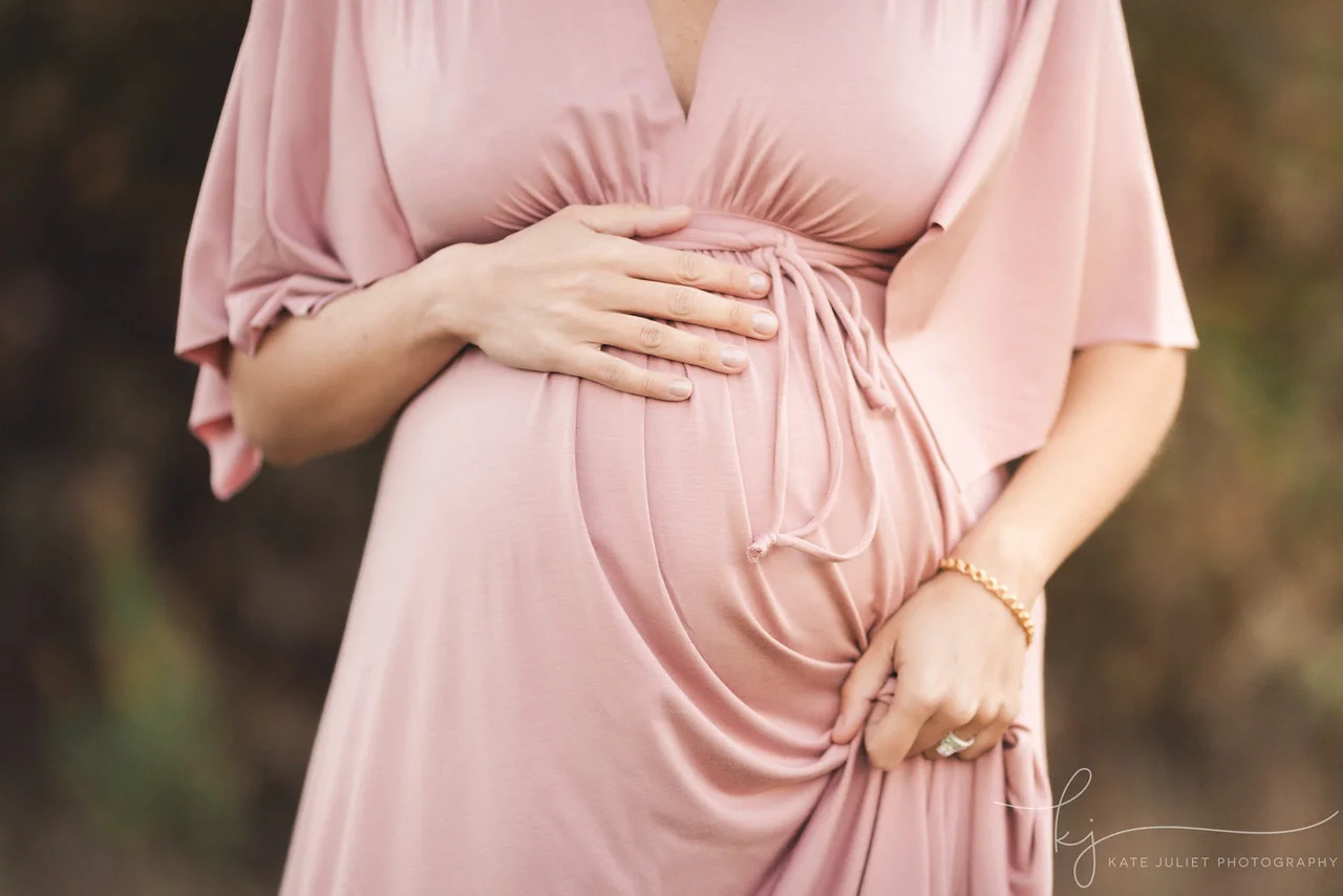 Alexandria VA Pregnancy Photographer | Kate Juliet Photography