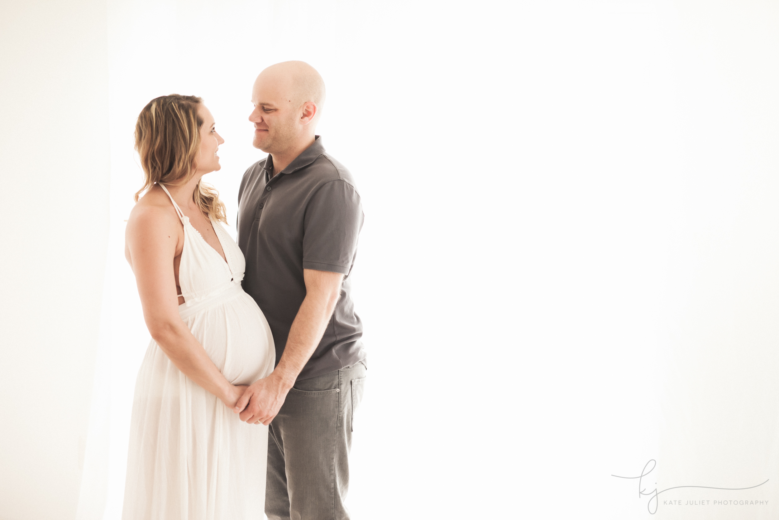 Arlington VA Maternity Baby Photographer | Kate Juliet Photography