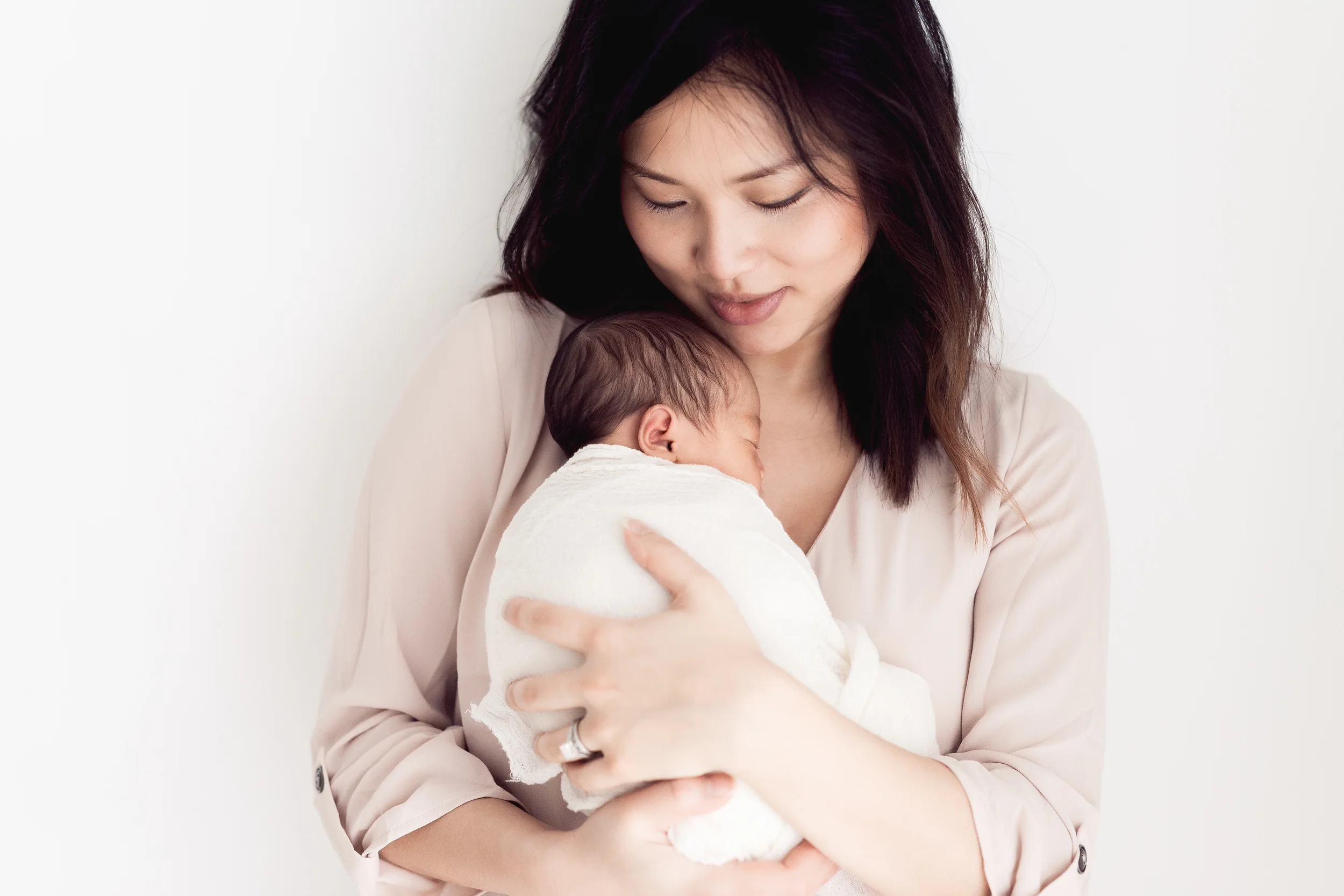 Washington DC based fine art Newborn Photographer | Kate Juliet Photography