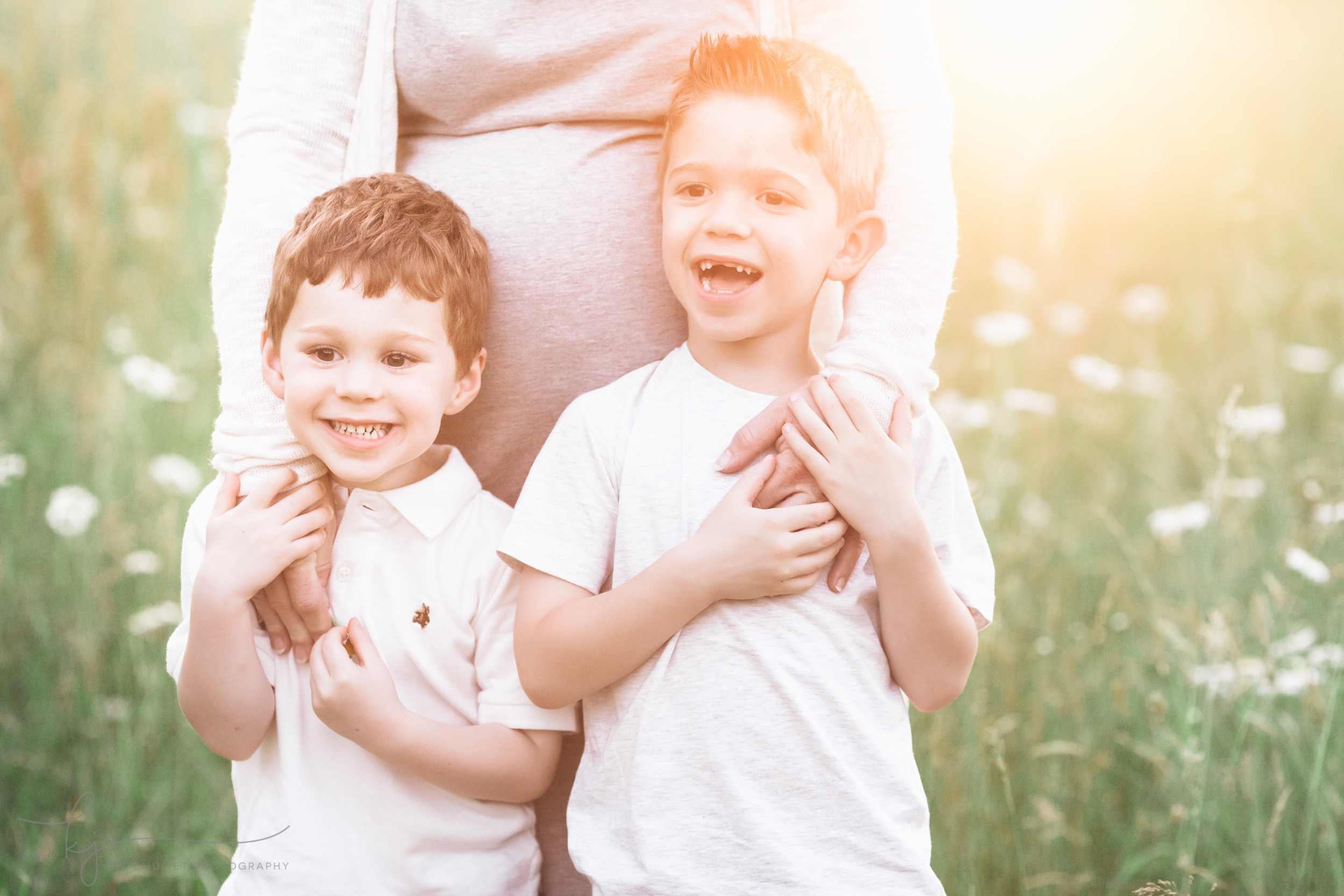 Fairfax VA Family Maternity Photographer | Kate Juliet Photography