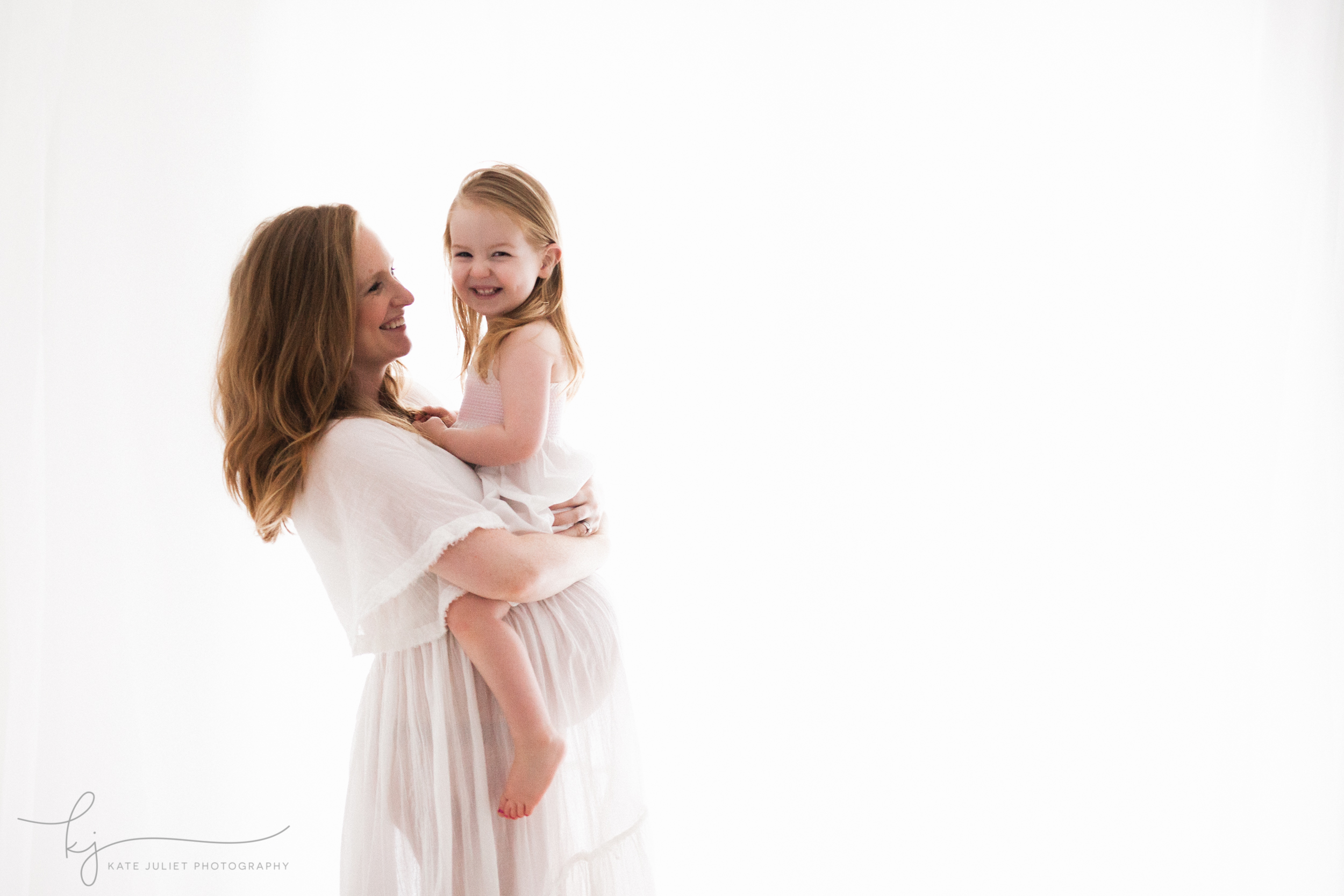 Alexandria VA Maternity and Newborn Photographer | Kate Juliet Photography