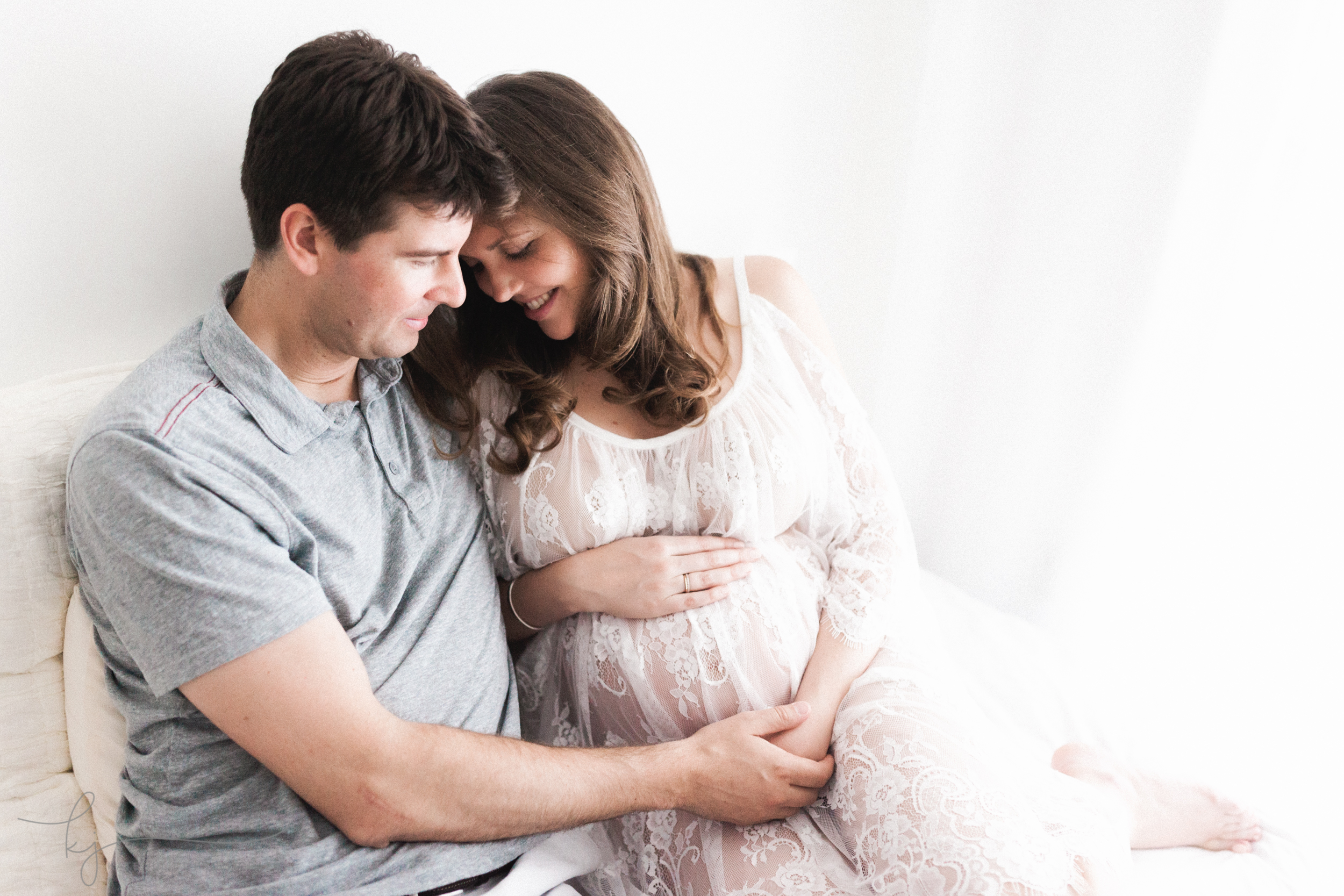 Arlington VA Maternity Photographer | Kate Juliet Photography