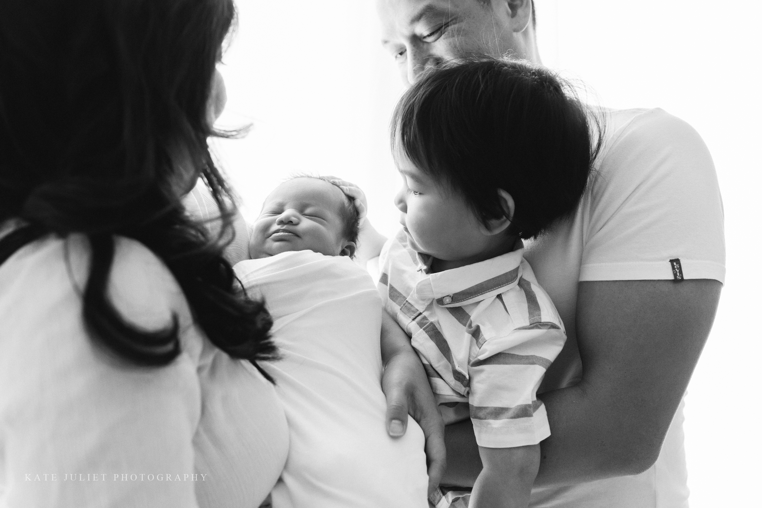 Falls Church VA Newborn Family Photographer | Kate Juliet Photography