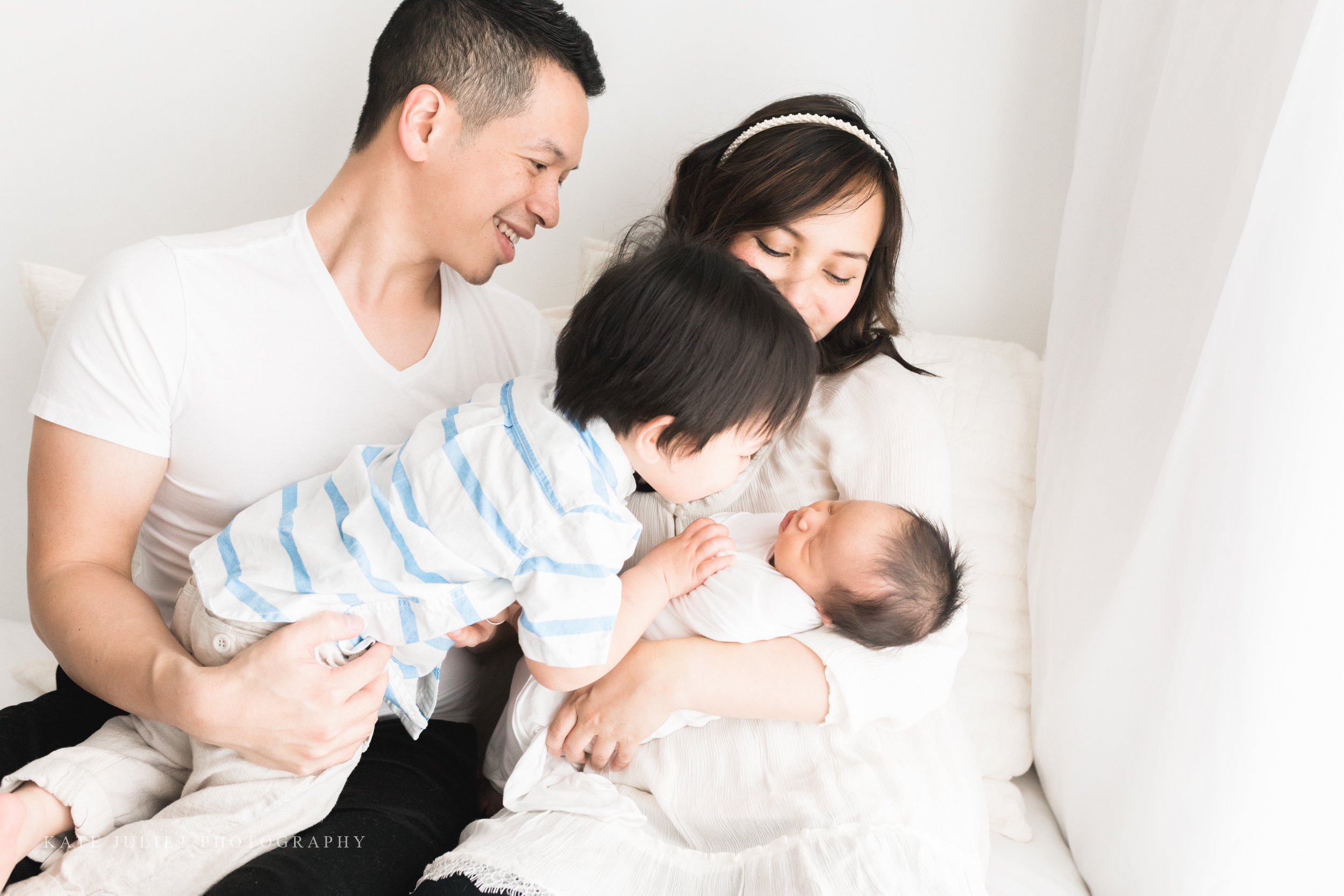 Falls Church VA Newborn Family Photographer | Kate Juliet Photography