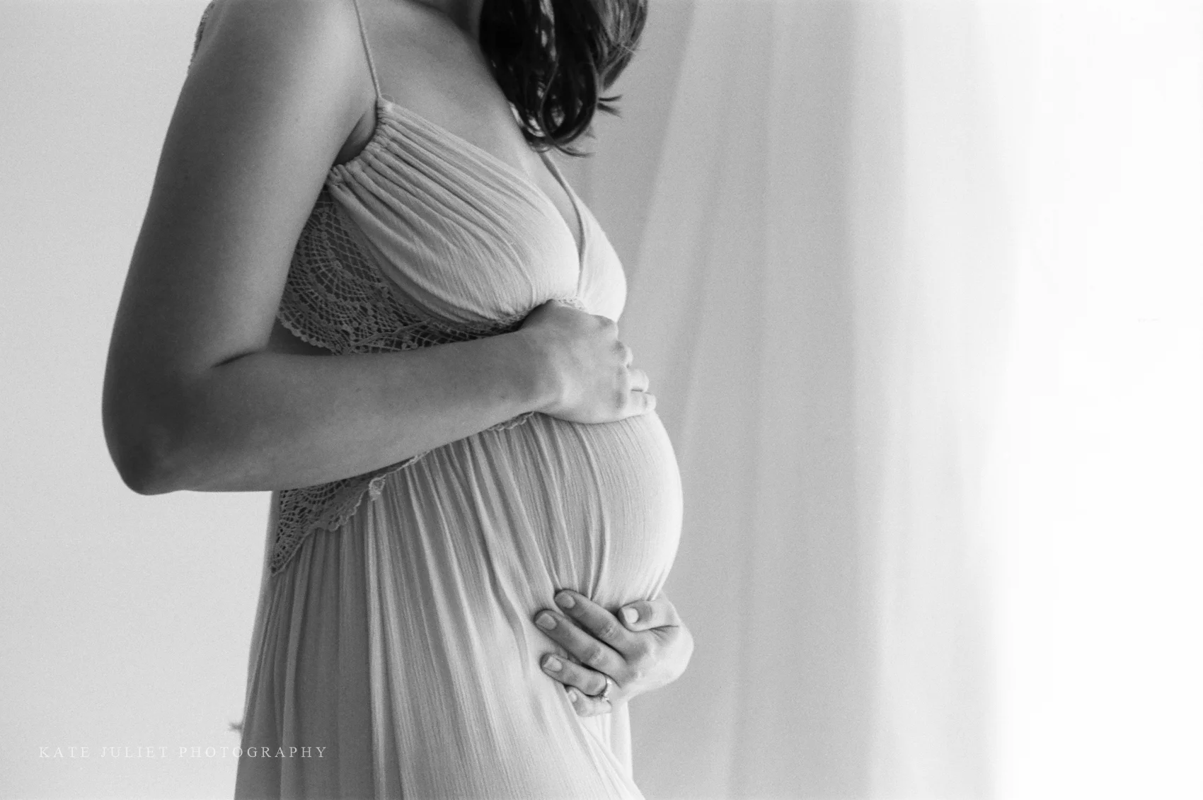 kate_juliet_photography- maternity - film-web-43.jpg