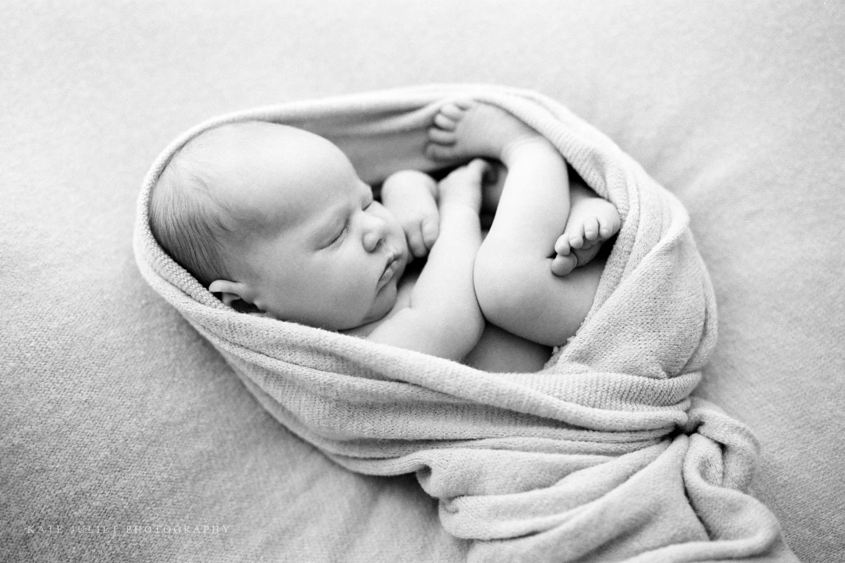 kate_juliet_photography-newborn-film-web-8.jpg