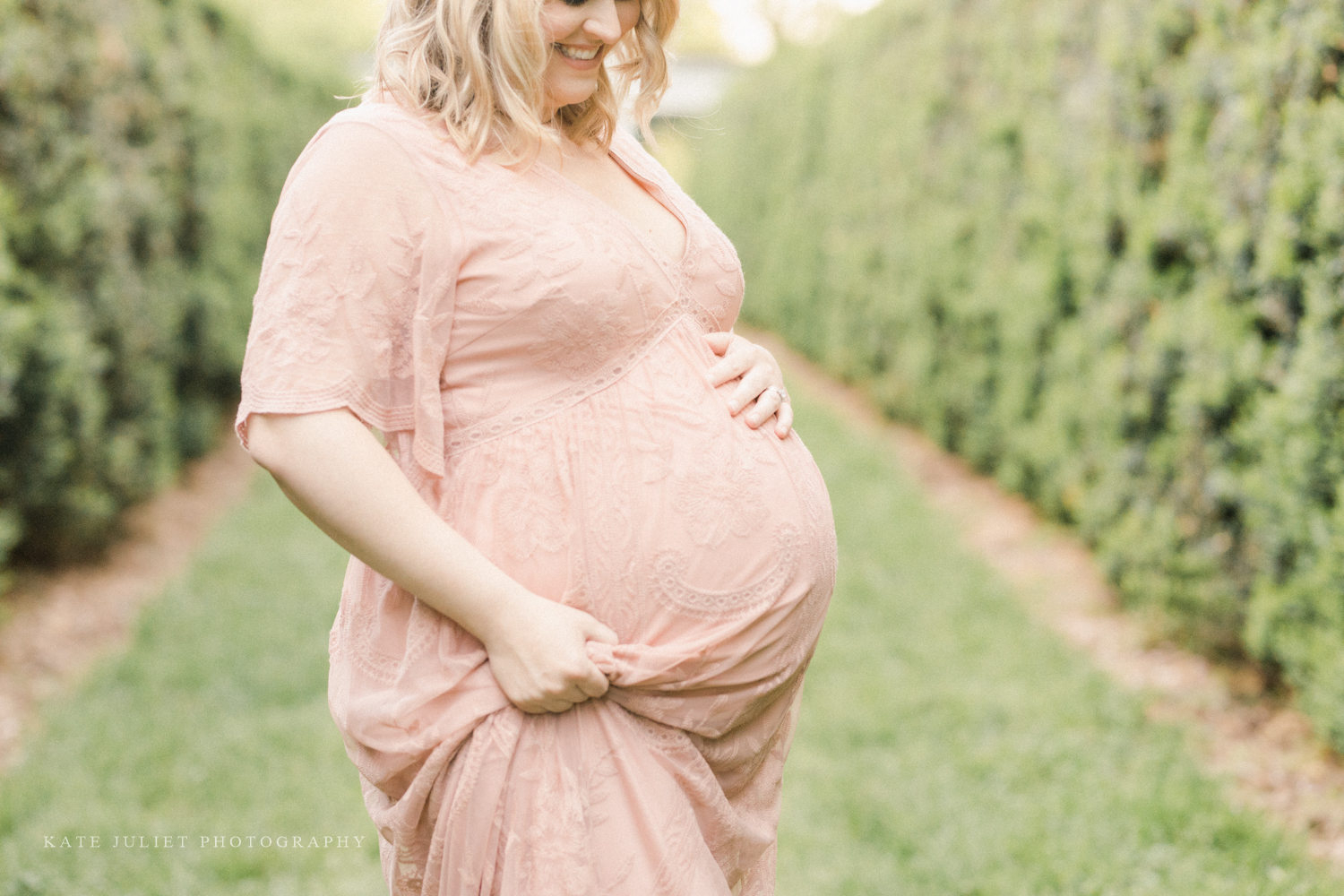 Springfield VA Pregnancy Photographer | Kate Juliet Photography