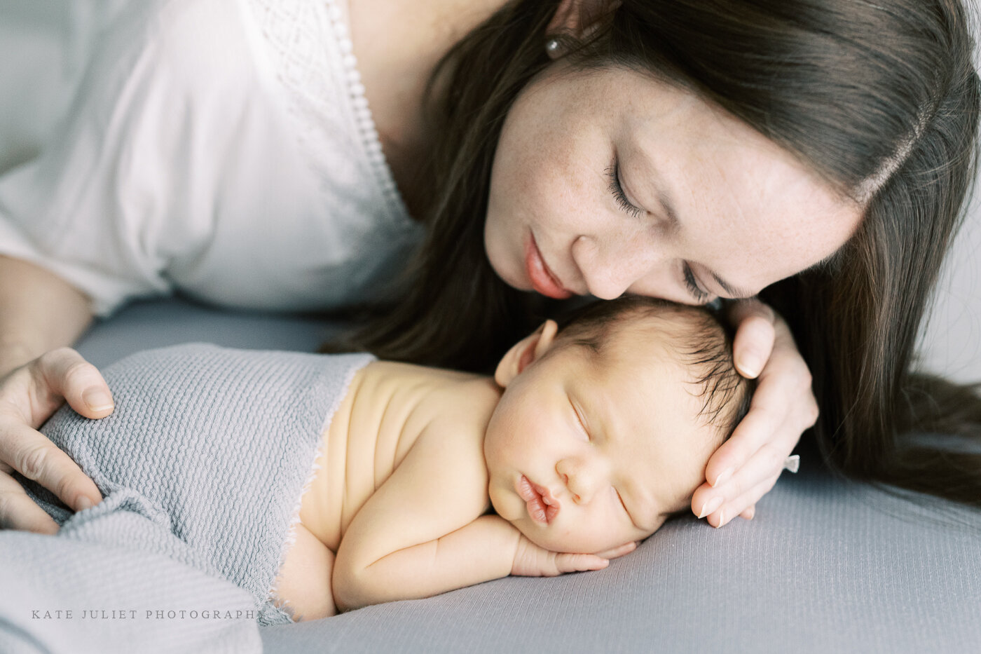 Fairfax, VA Newborn Photographer | Kate Juliet Photography