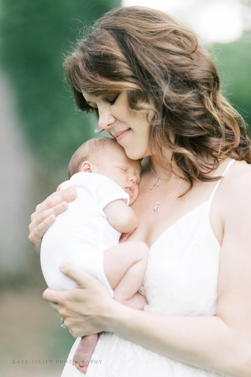 kate-juliet-photography-outdoor-newborn-web-165.jpg