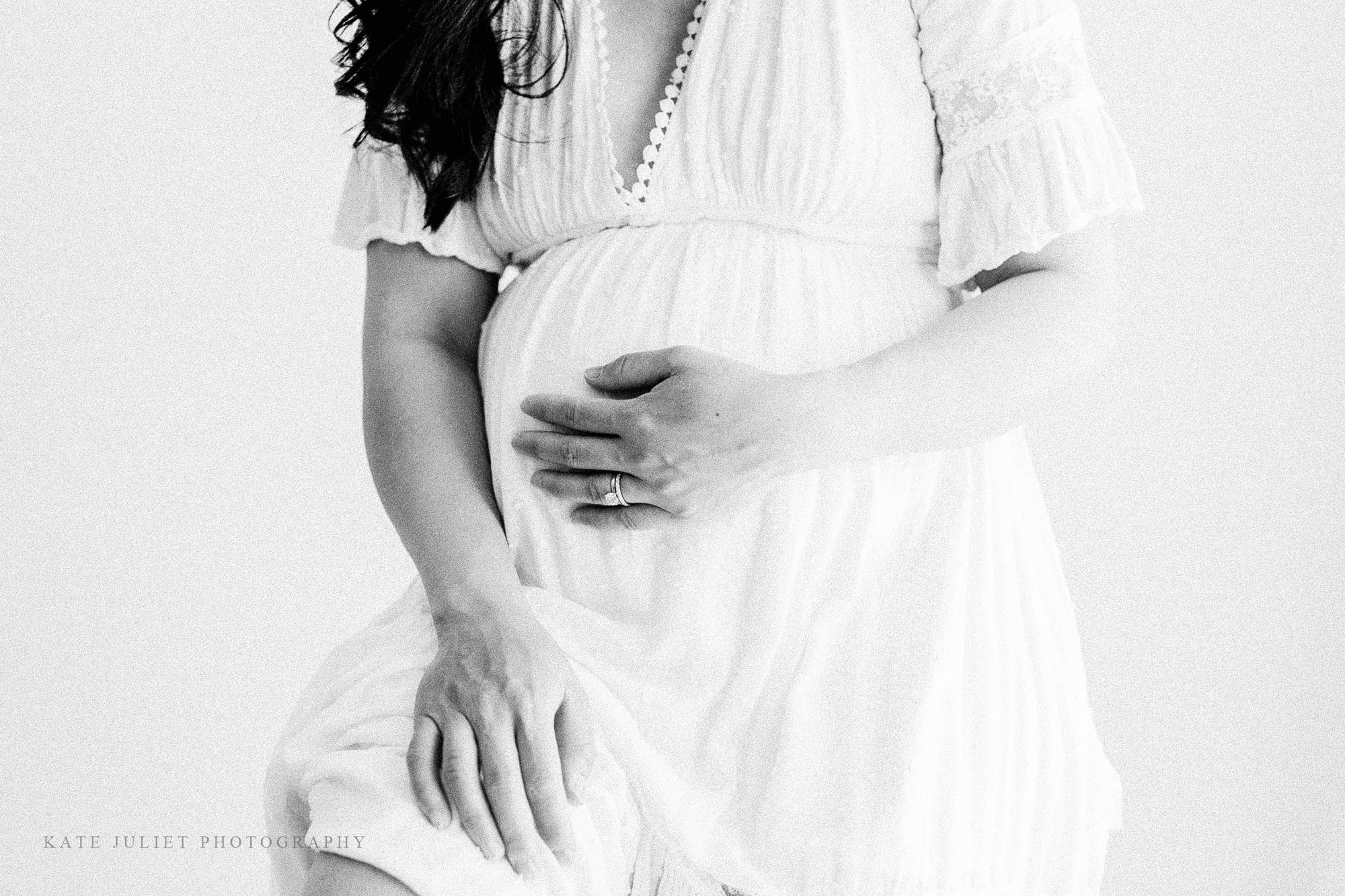 kate-juliet-photography-2023-maternity-web-74.jpg