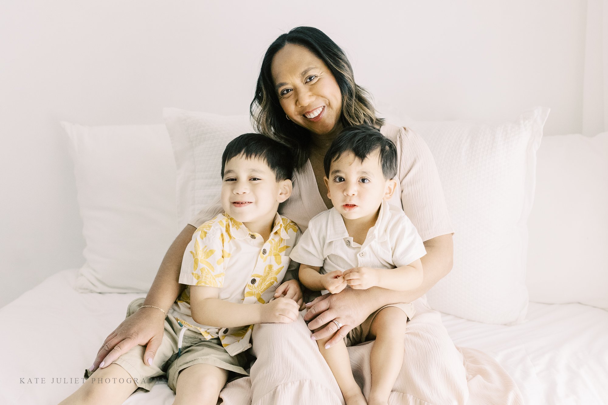 kate-juliet-photography-2024-motherhood-web-3.jpg