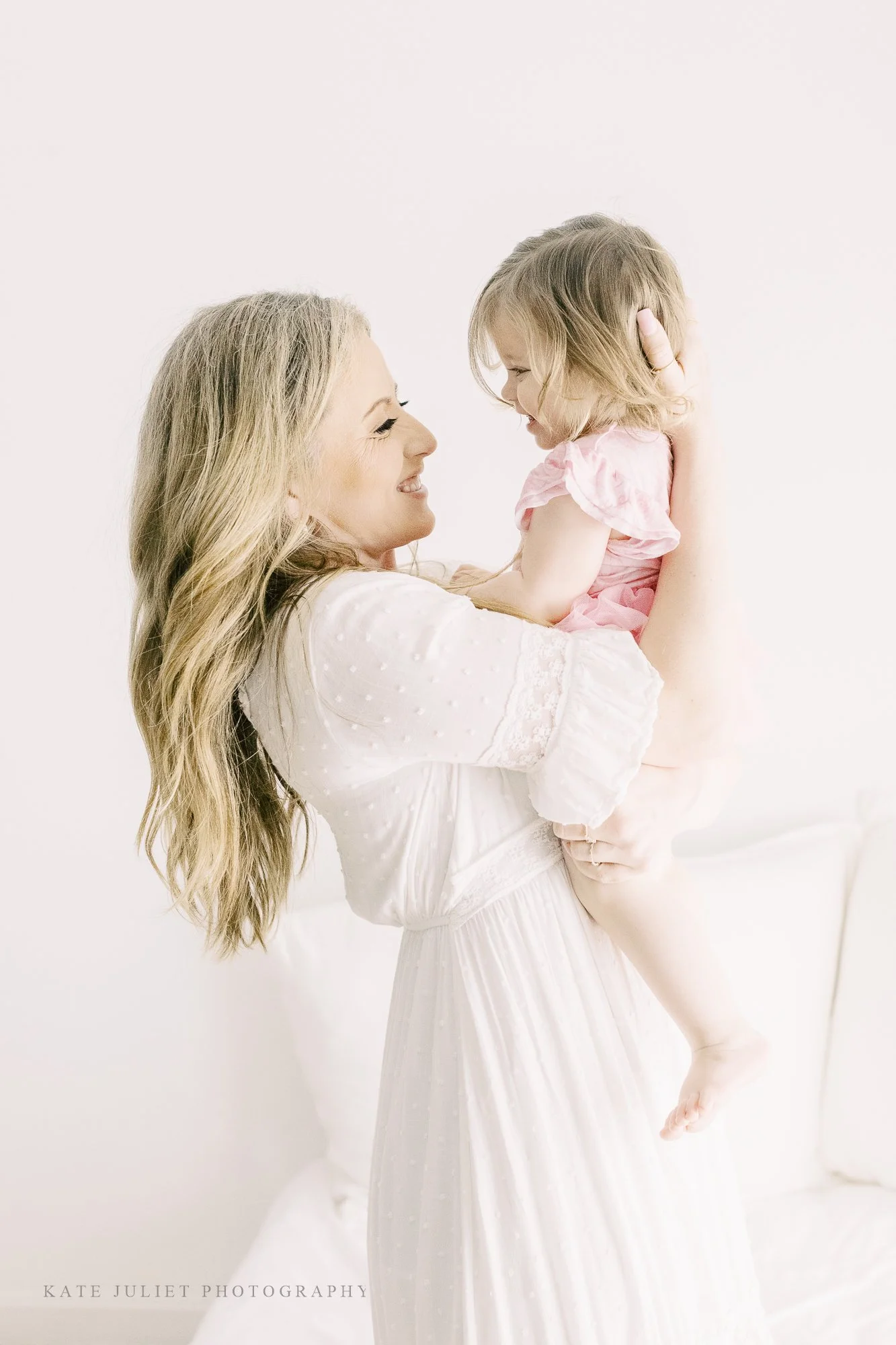 kate-juliet-photography-2024-motherhood-web-33.jpg