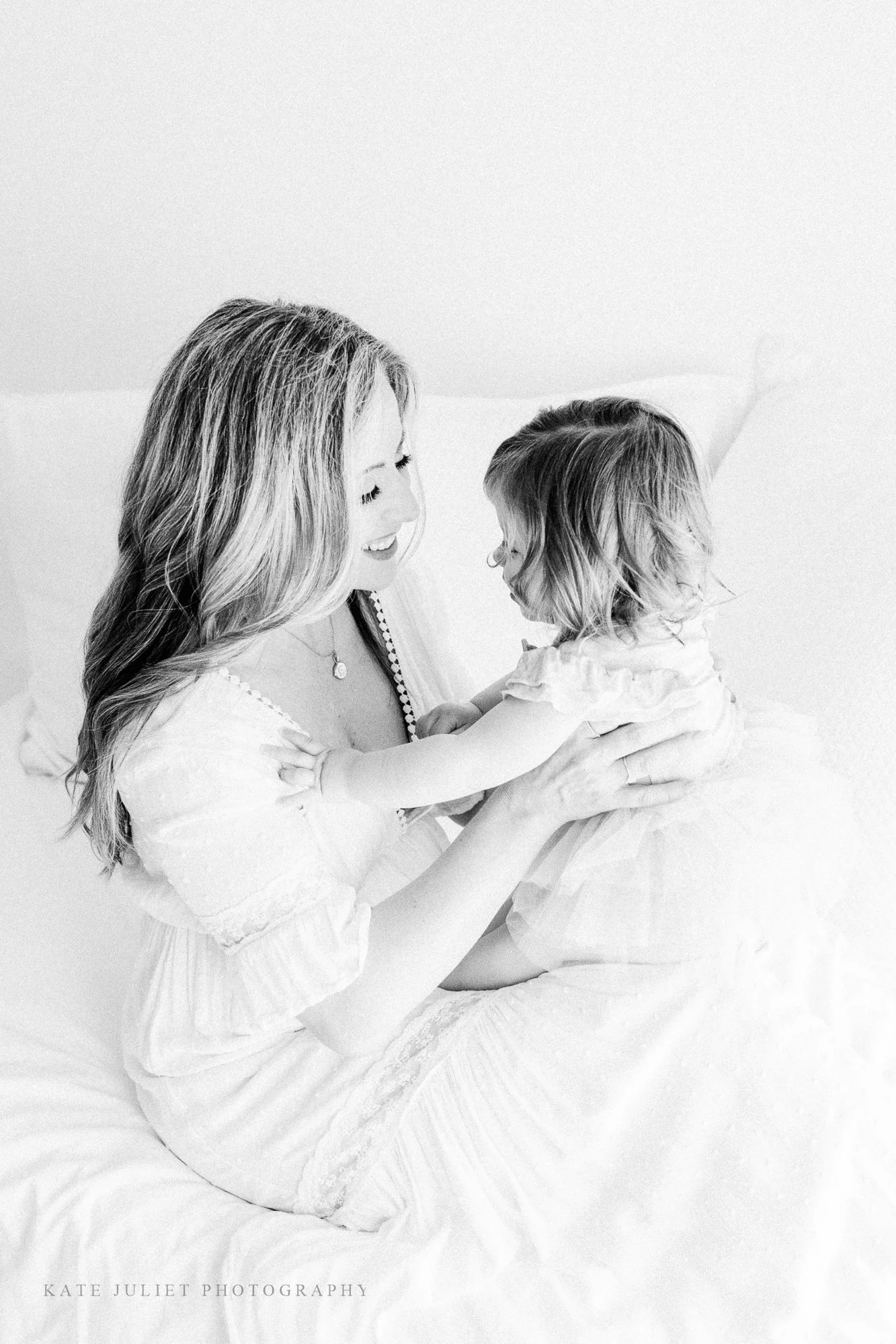 kate-juliet-photography-2024-motherhood-web-24.jpg