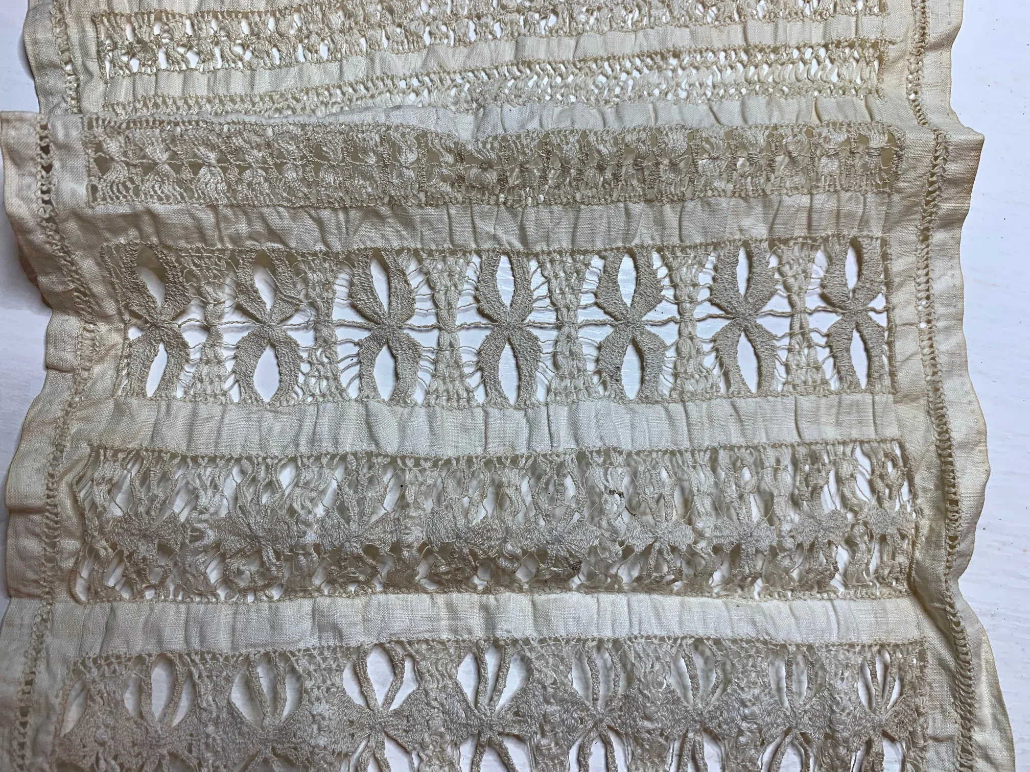 Lace B2.jpg