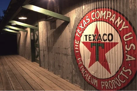 Texaco Bldg 2.jpg