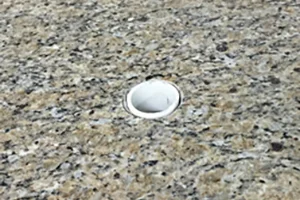 Umbrella Hole_print_screen_300px.jpg