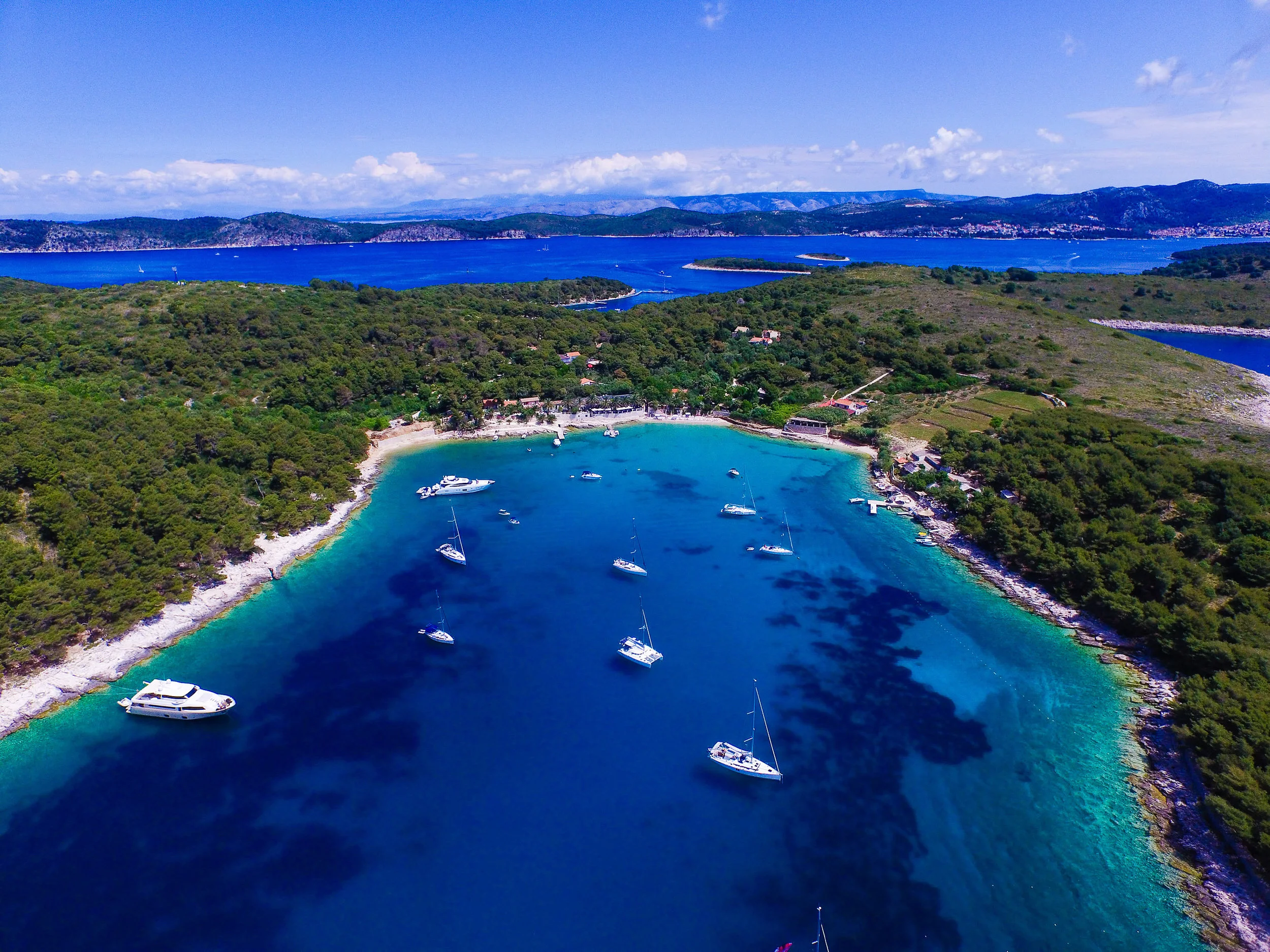 Vinogradisce Bay on St Klement island.