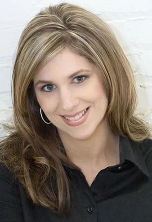 Laura Galllier Pic.jpg