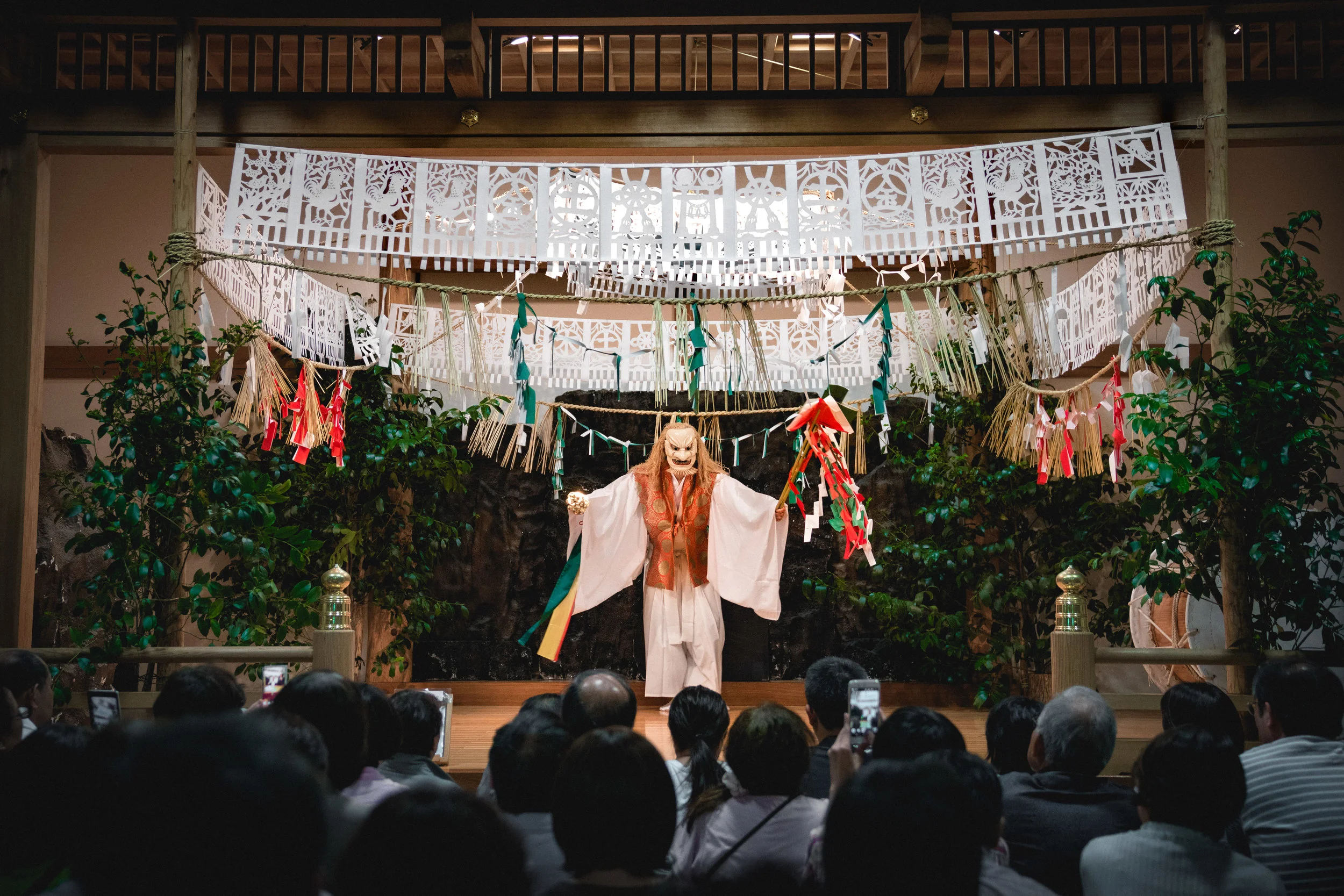 Kagura Dancer, Takochiho 2017
