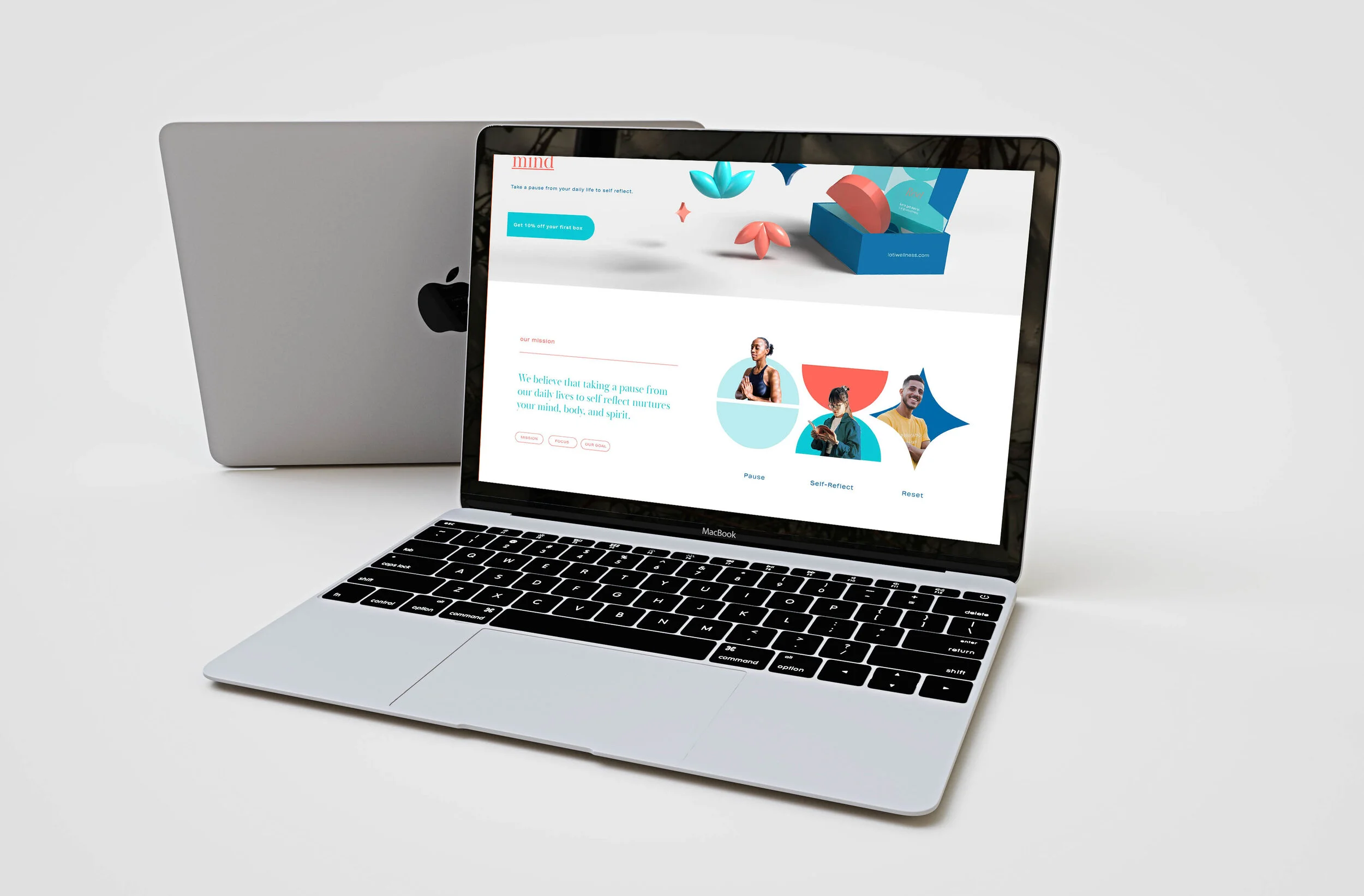 Realistic Apple Macbook Mockup-Recovered.jpg