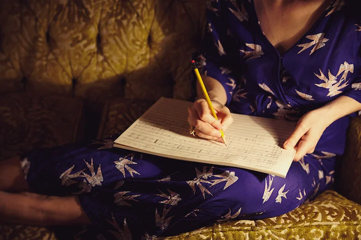 MeenaYsanne-066 SMALL.jpeg