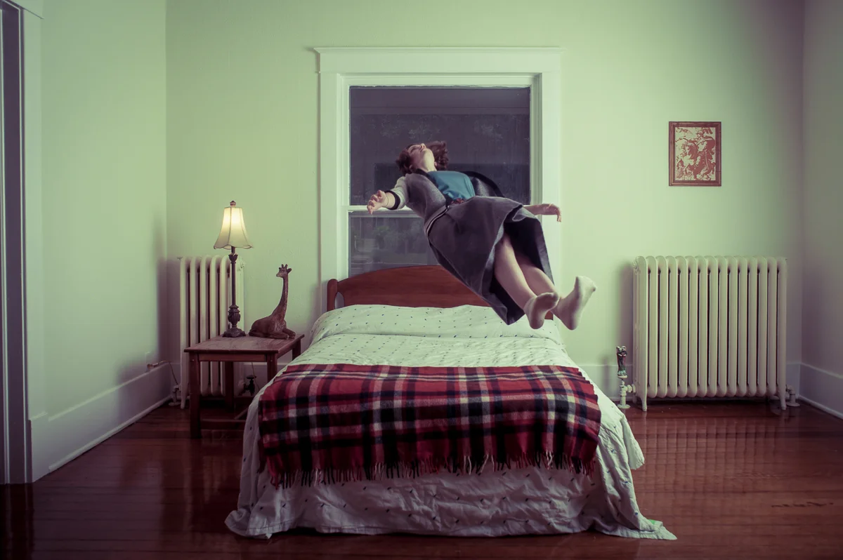 concept levitating photo from midwest commercial photographer 9art.jpg