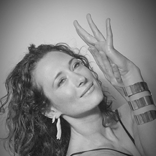 Liz Lindh Goddess, Instructor