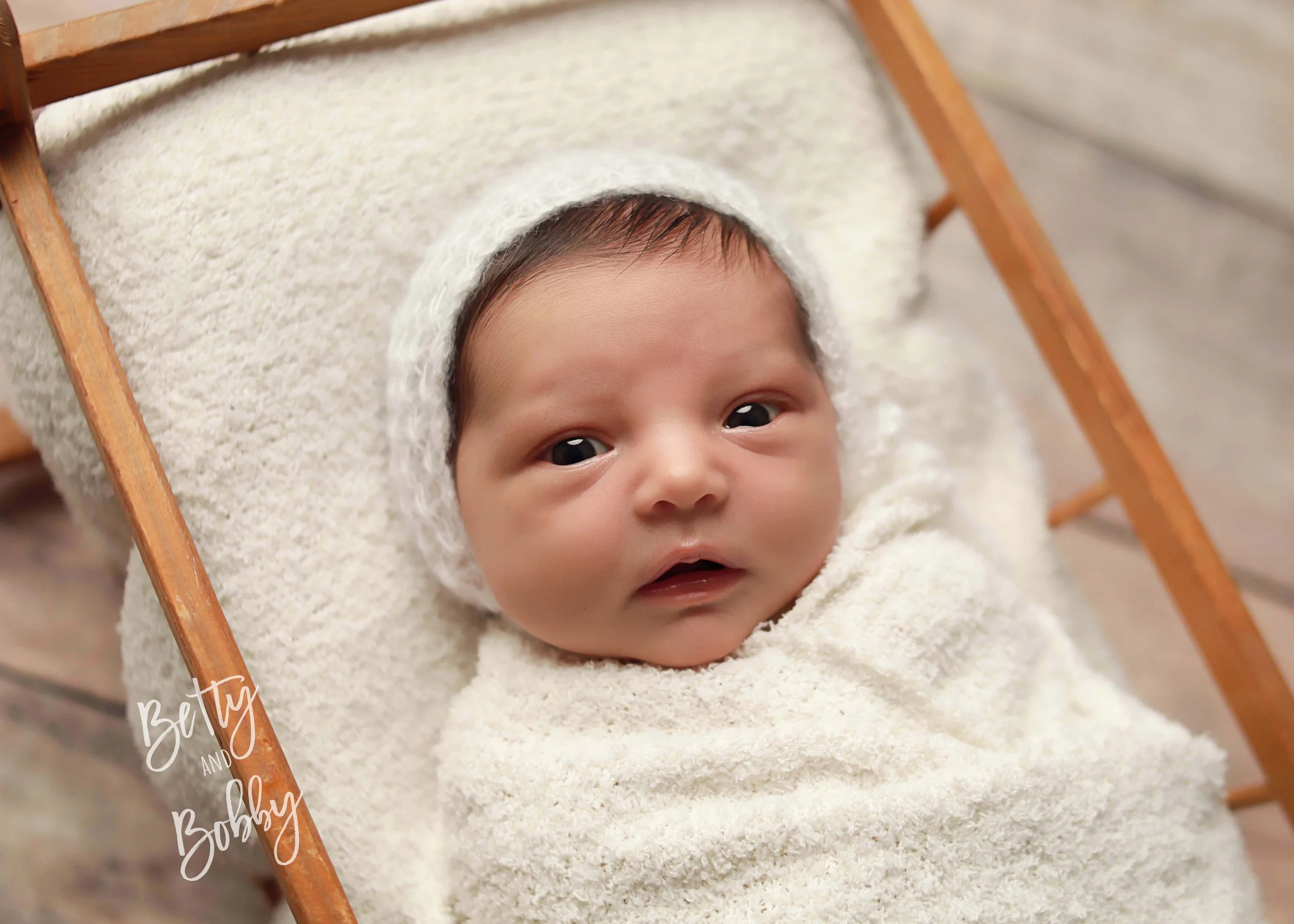 Affordable newborn photographer in Muncie and Yorktown Indiana Betty and Bobby Photography 372_.jpg