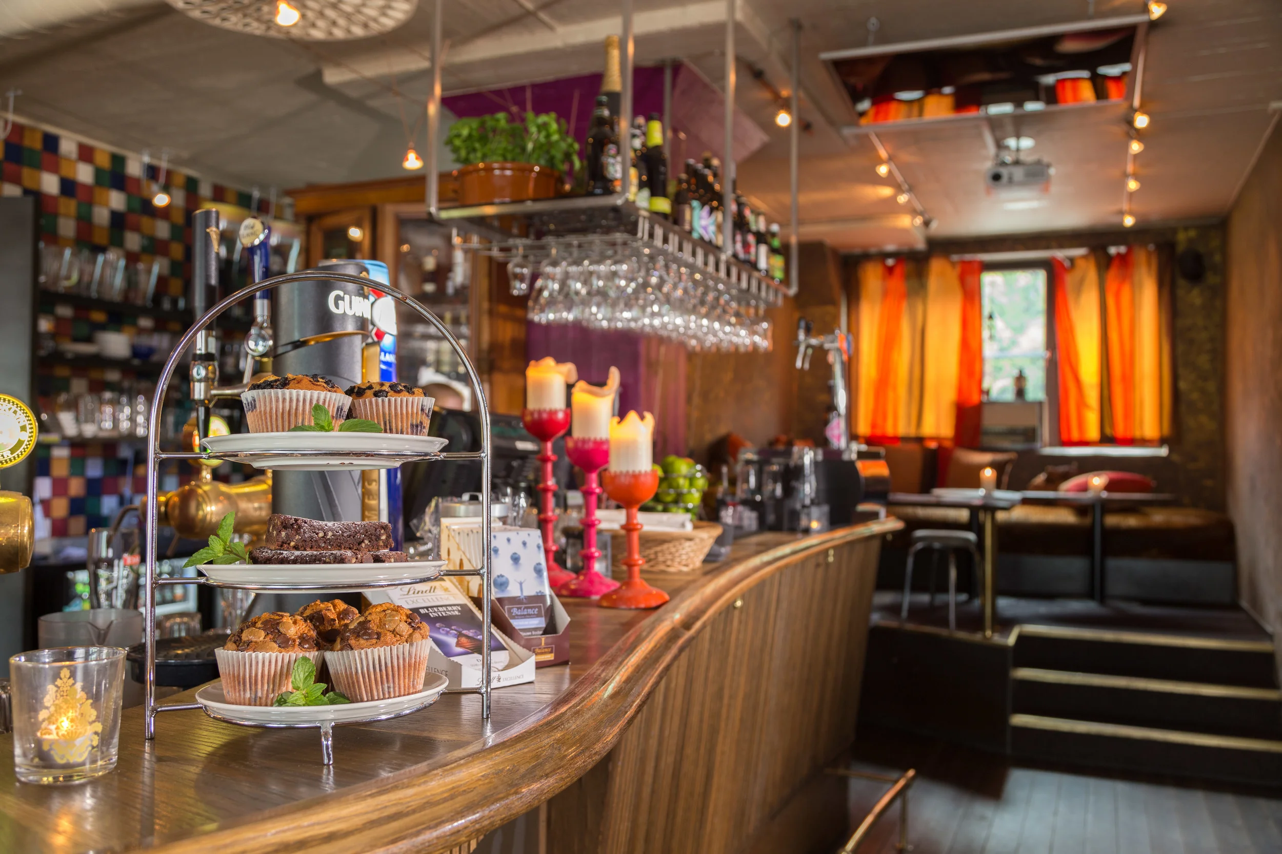 Cafe-bare-blåbær-bær-og-bar-trondheim-norge-47.jpg