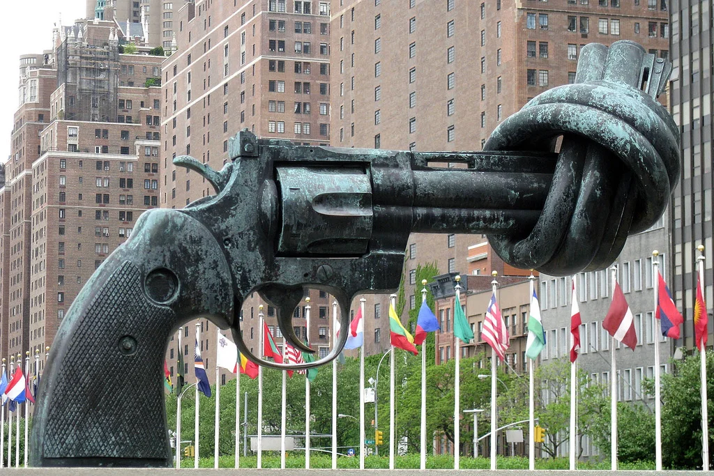 Anti-Gun Sculpture at the United Nations - Photo by Mira66