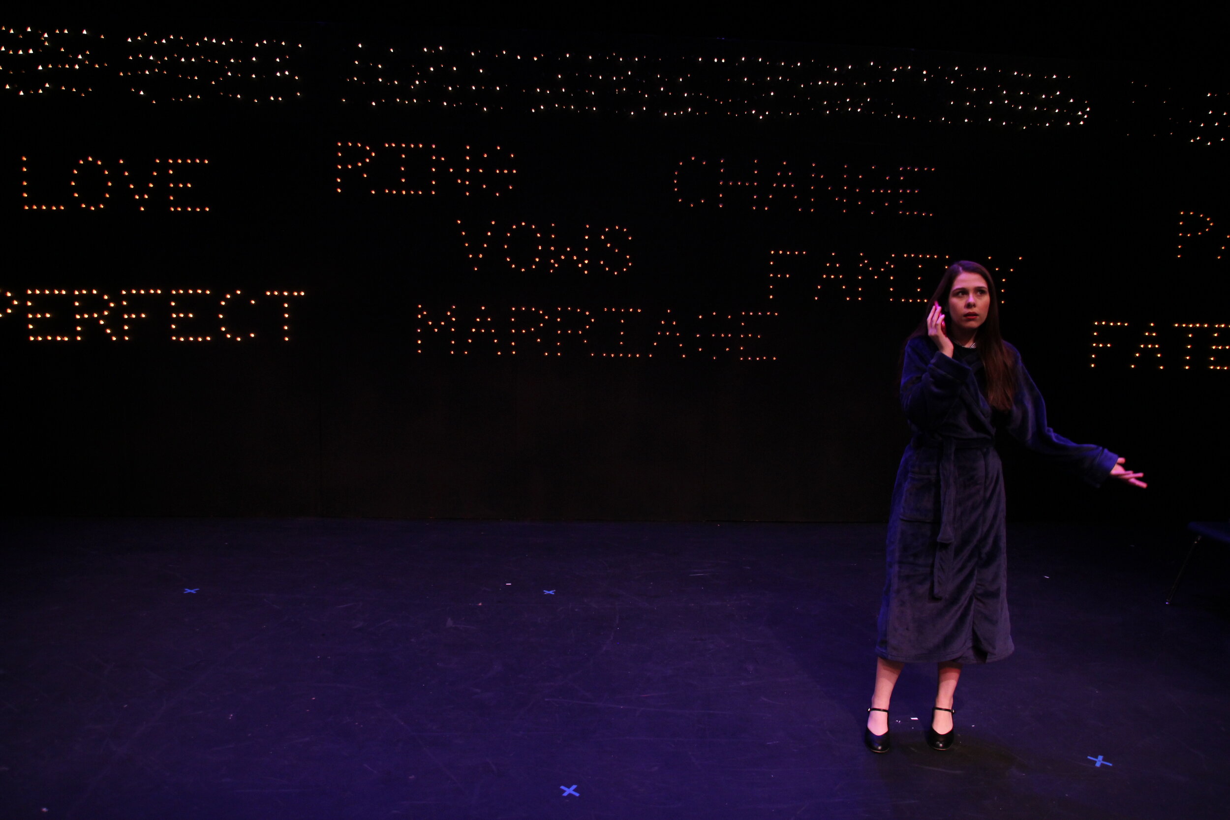 27 Talking to Ma.JPG