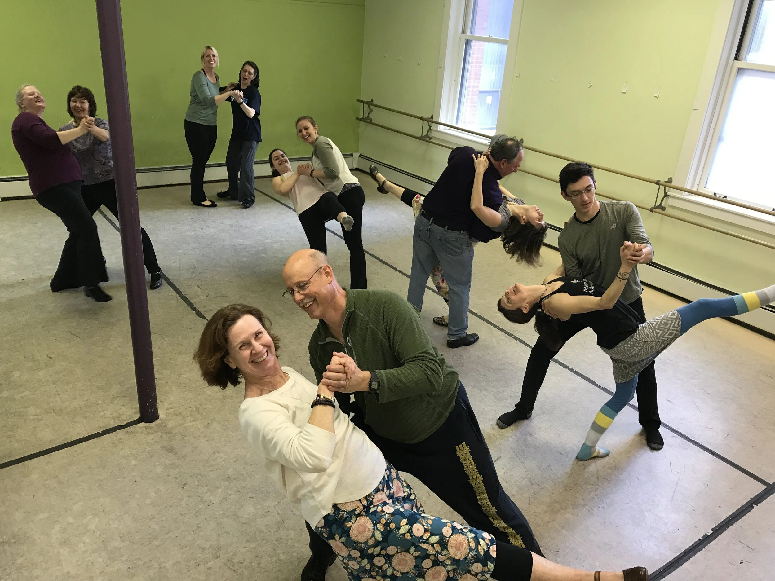 Dance, Wine &amp; Stroll Adventure