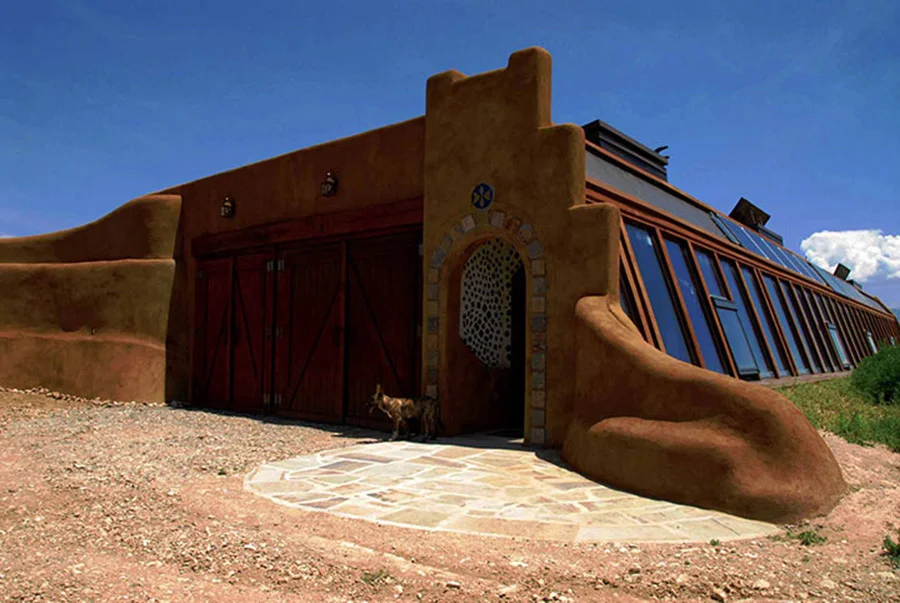 Earthships. Materiales y tecnicas 1 — Arrevol