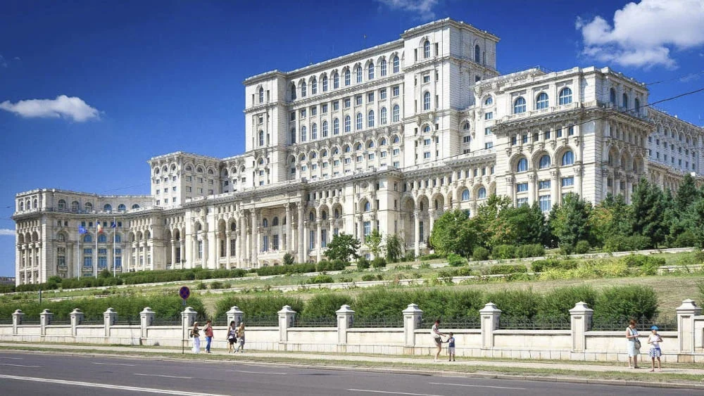 Palacio del Parlamento_Romania.jpg