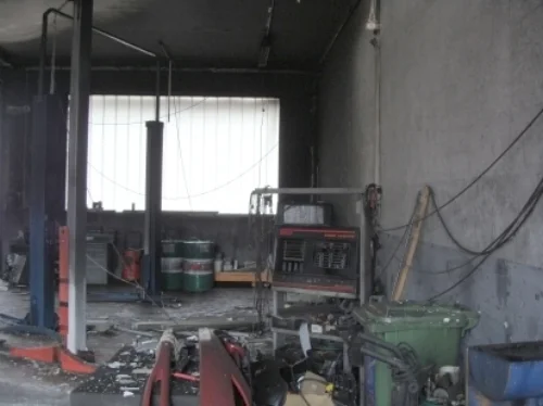 Durch den Brand wurde ein Großteil der technischen Ausrüstung der Werkstatt zerstört.