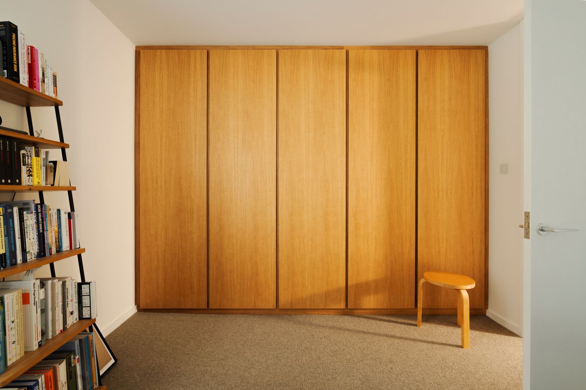 16 Standforth Wardrobe.jpg