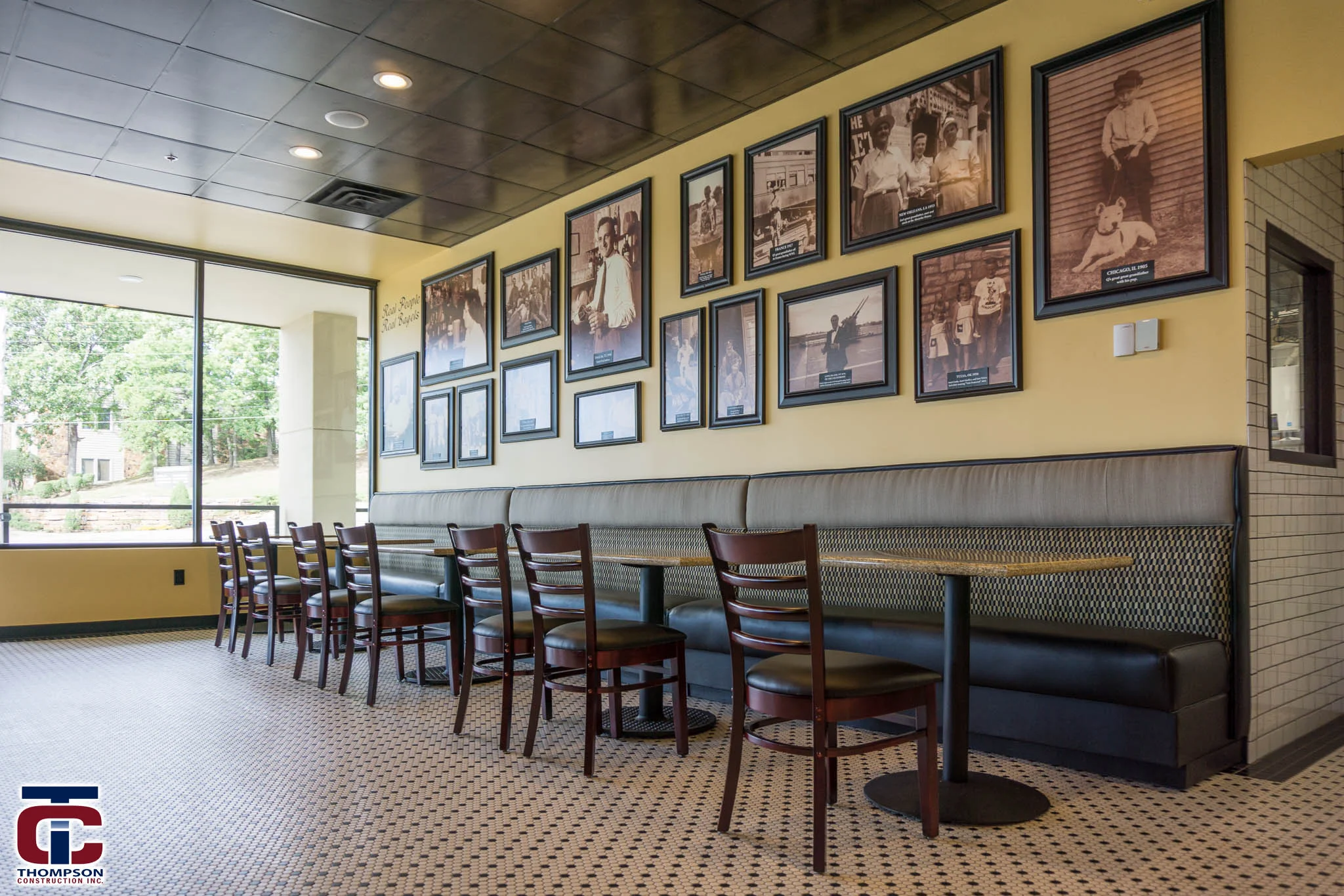 OldSchoolBagel_DSC08148Web.jpg