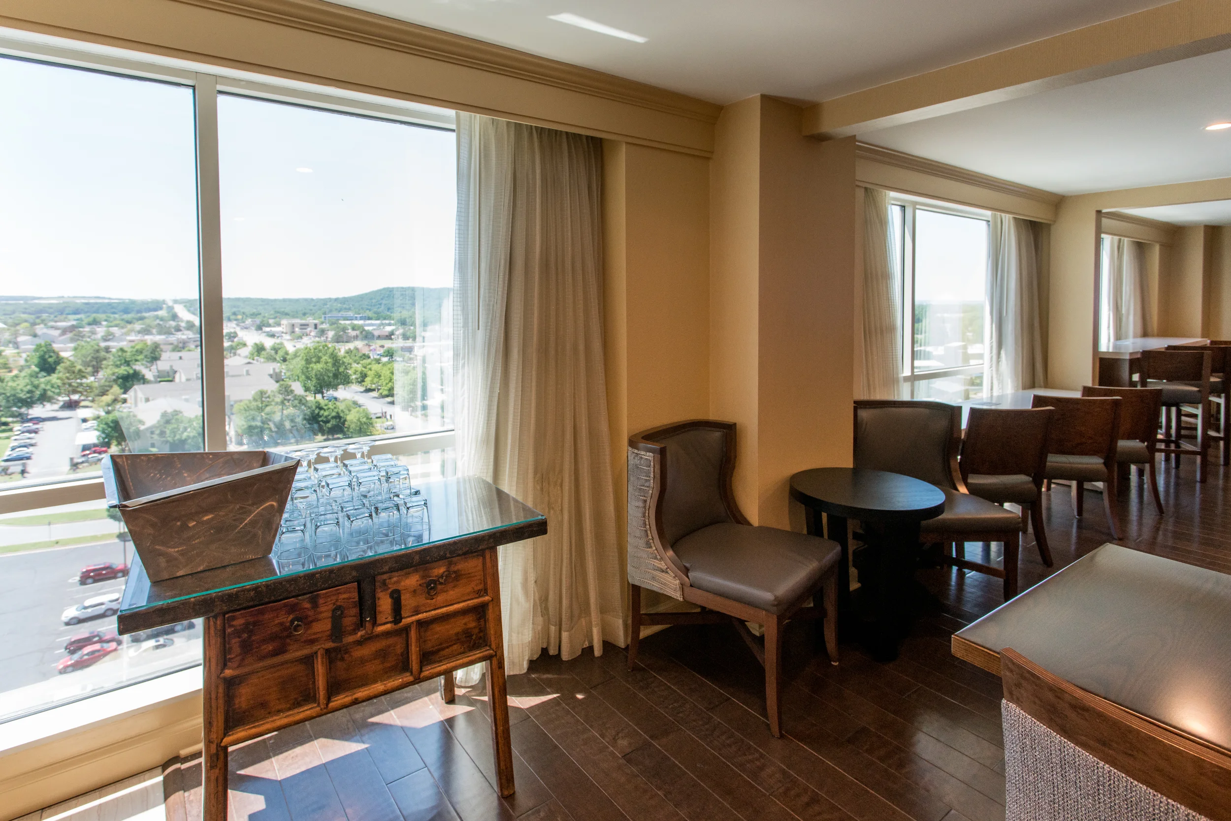 004-Marriott Concierge Lounge-#2.jpg