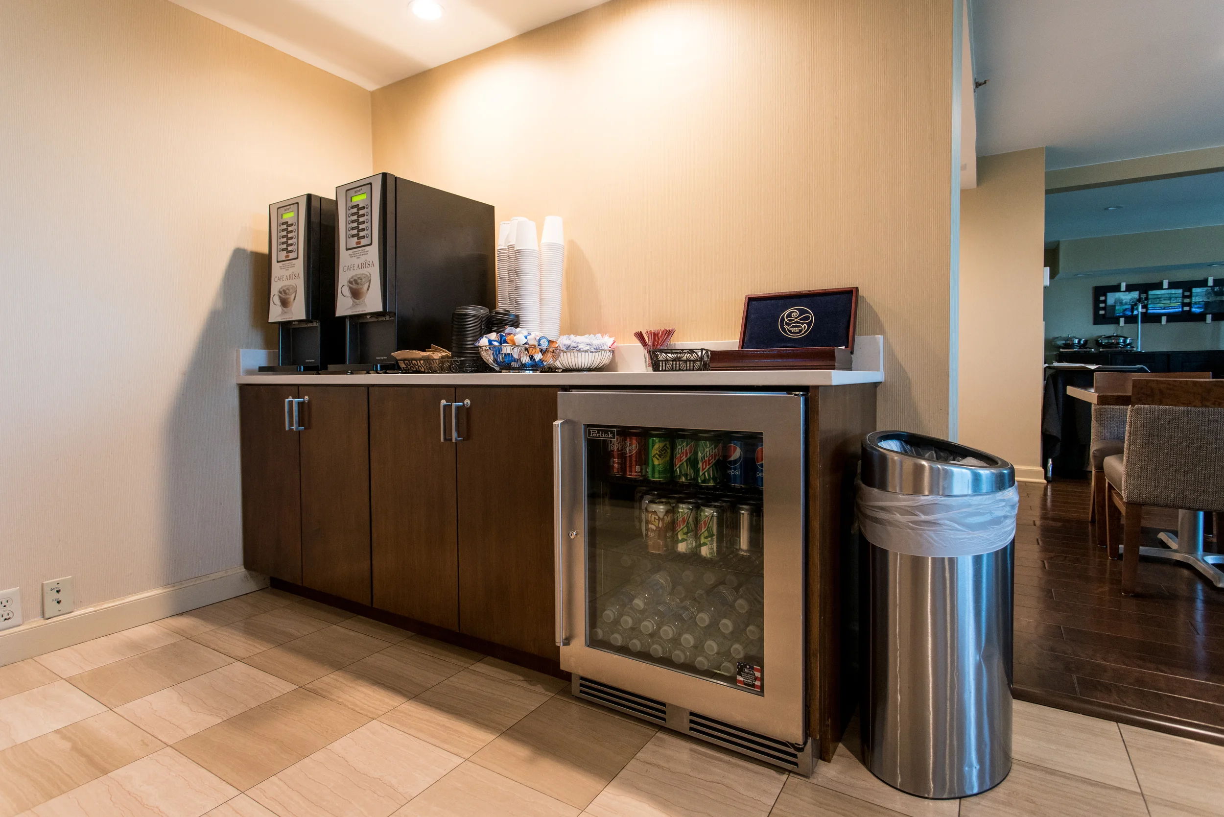 014-Marriott Concierge Lounge-#2.jpg