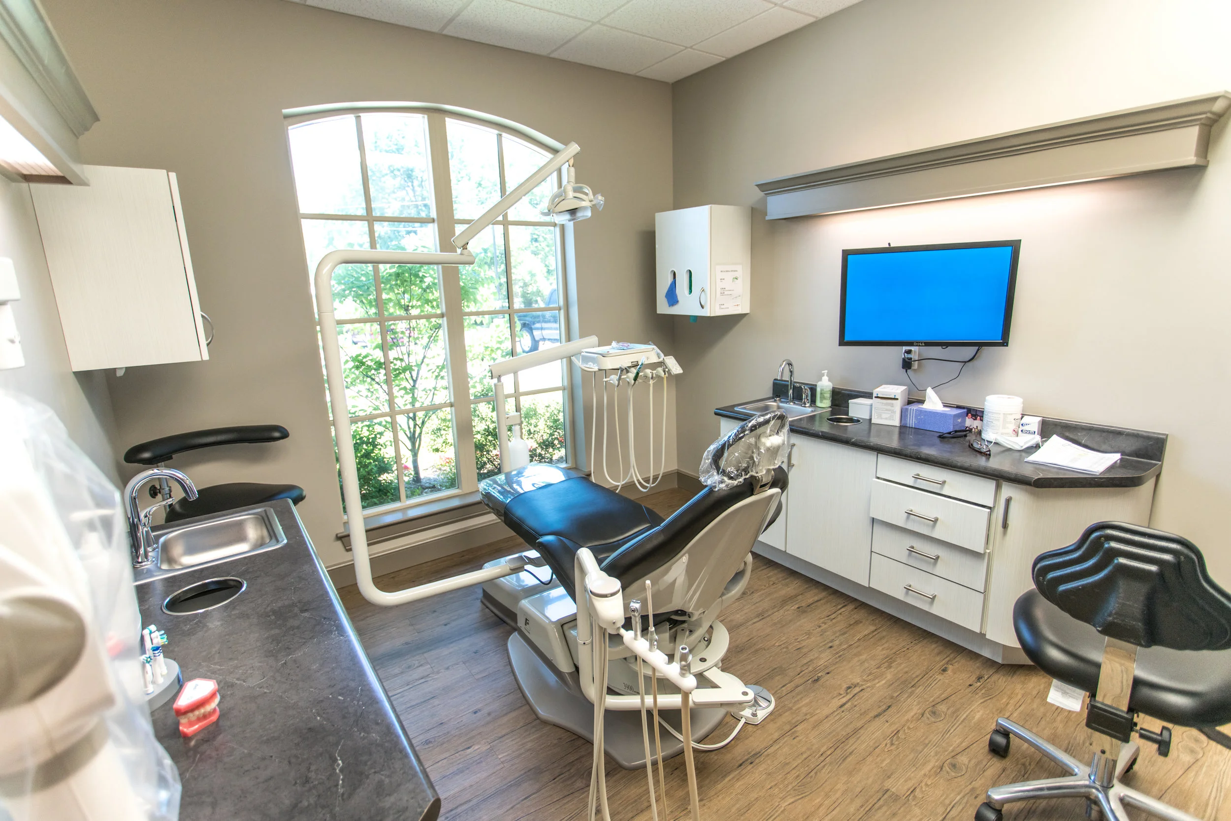 020-Doctor Toole Dentist.jpg