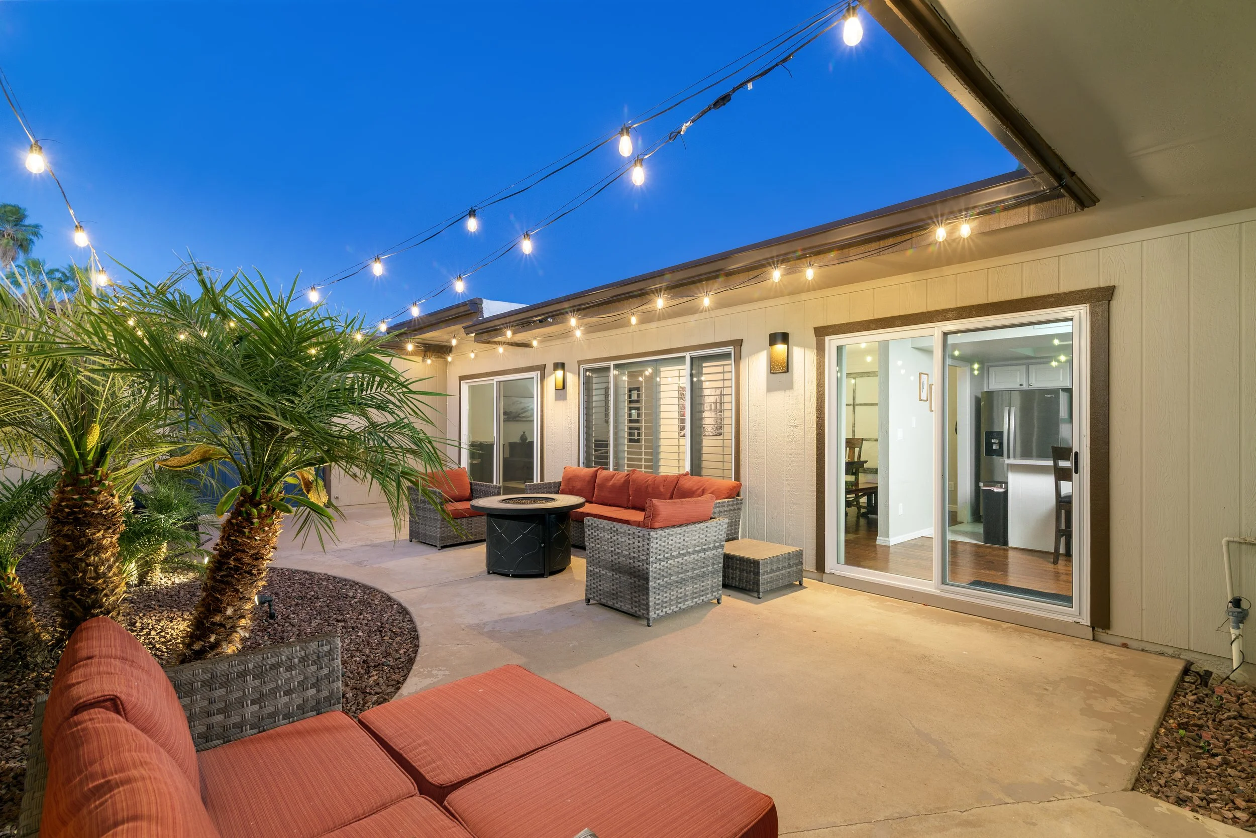 twilight courtyard arizona twilight photographer