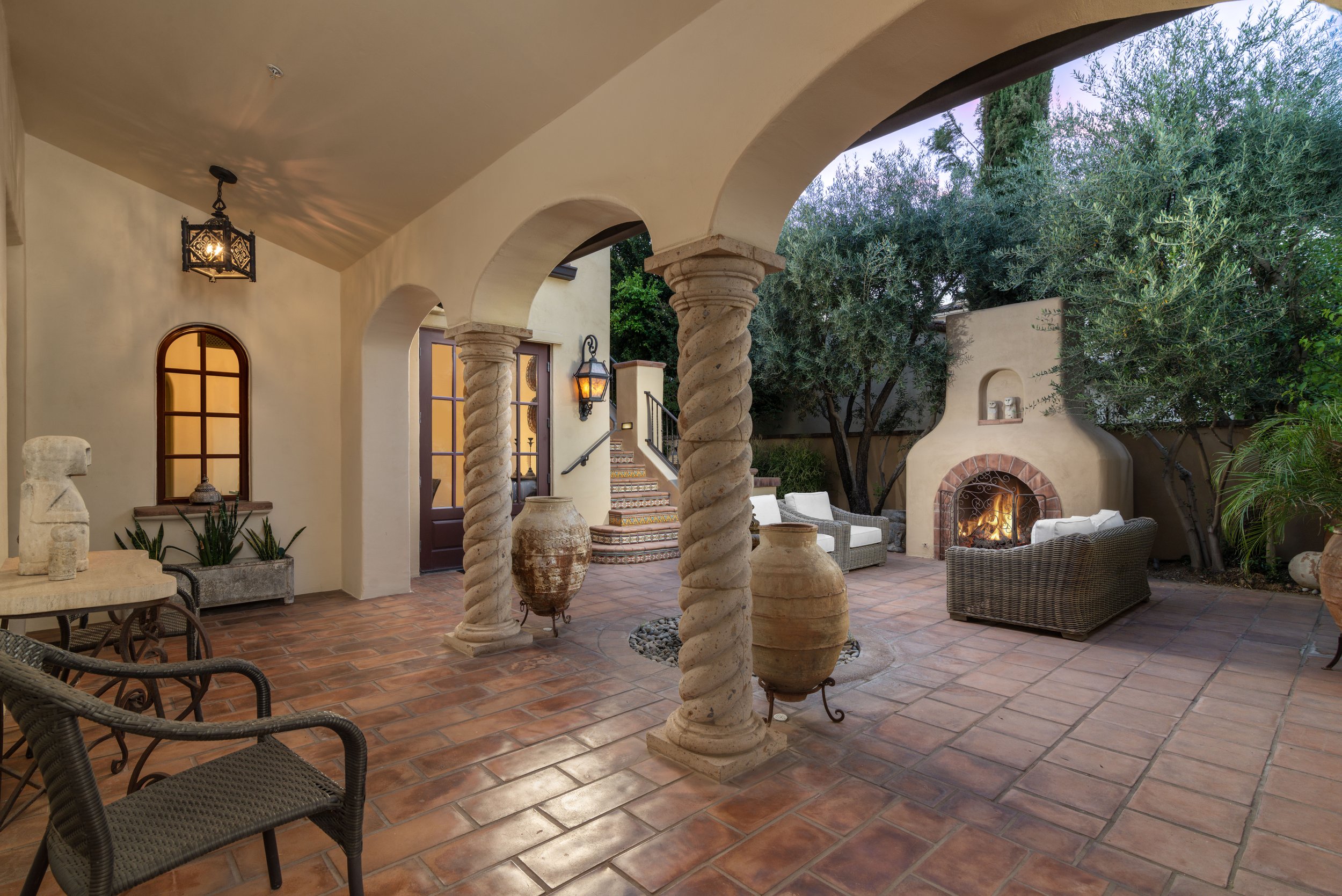Luxury Airbnb connected to Omni Scottsdale Resort at Montelucia