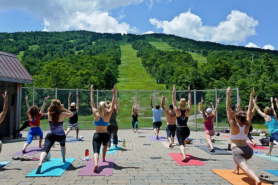 04yogastratton.jpg