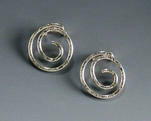 EMBOSSED WHIRLPOOL EARRINGS-POST