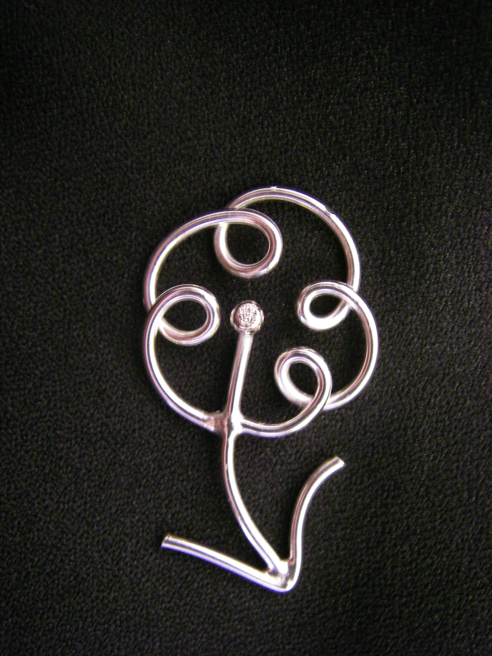 ABBY ROGERS MEMORIAL DAISY PIN