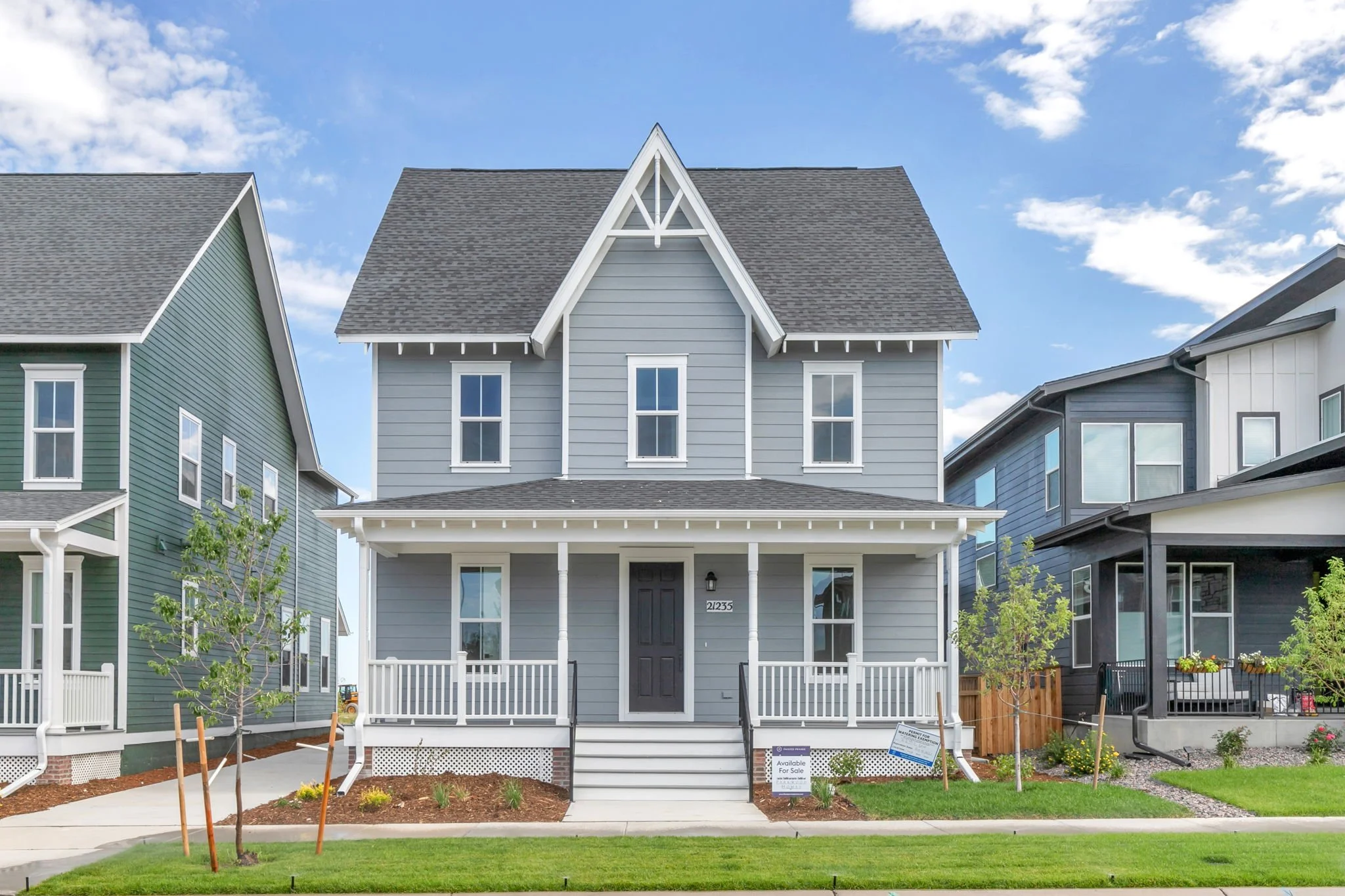 1-web-or-mls-21235 E 61st Dr Aurora (1).jpg