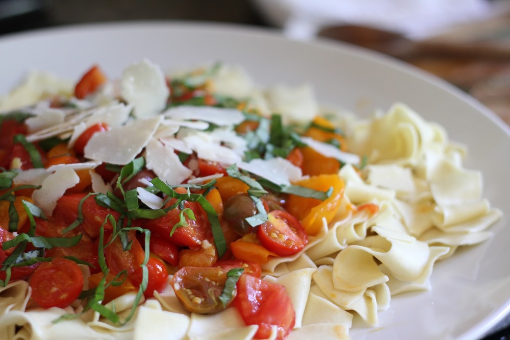 Quick Fresh Tomato Basil Sauce — MAILI