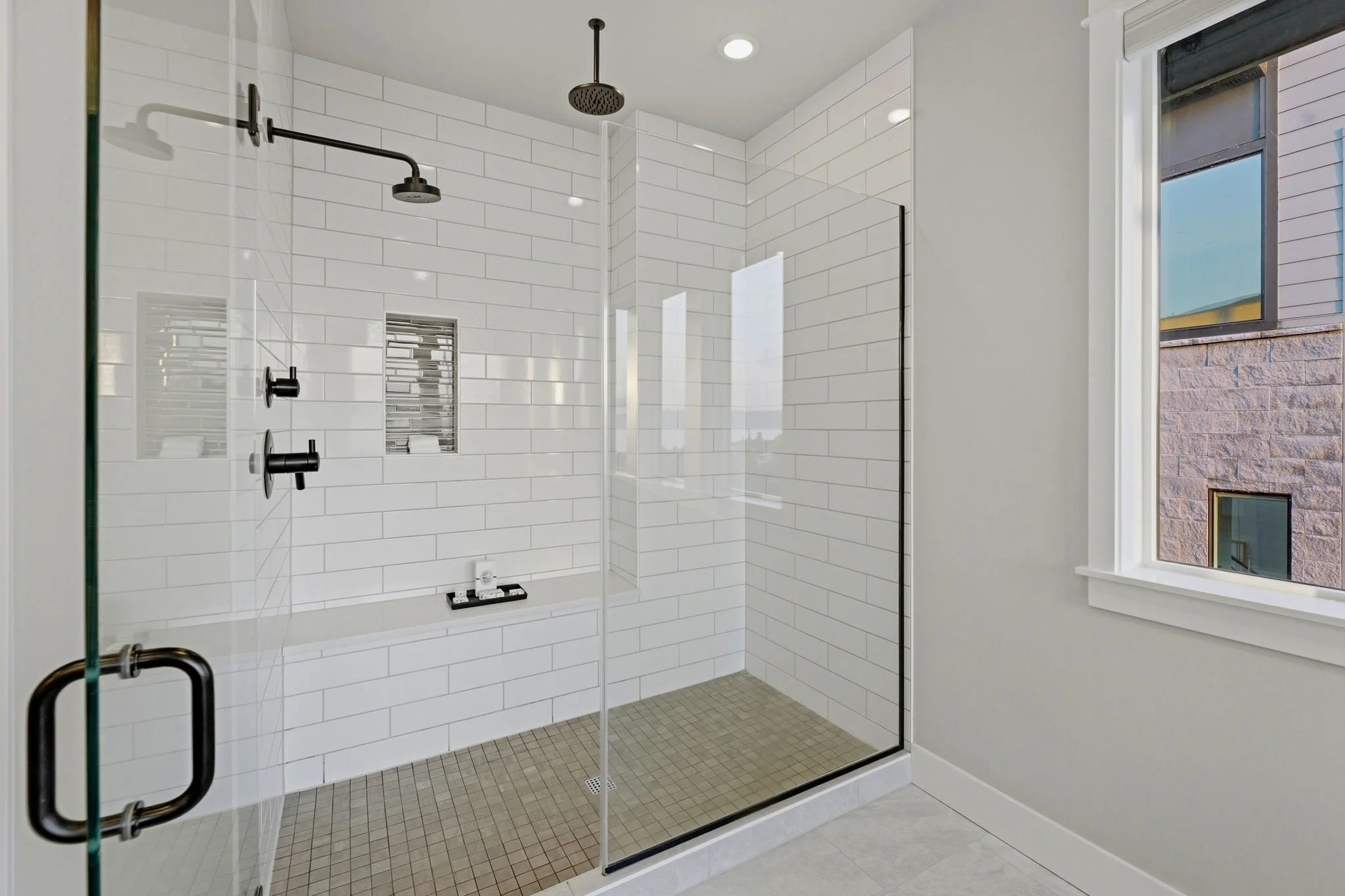 14-primaryshower.jpg
