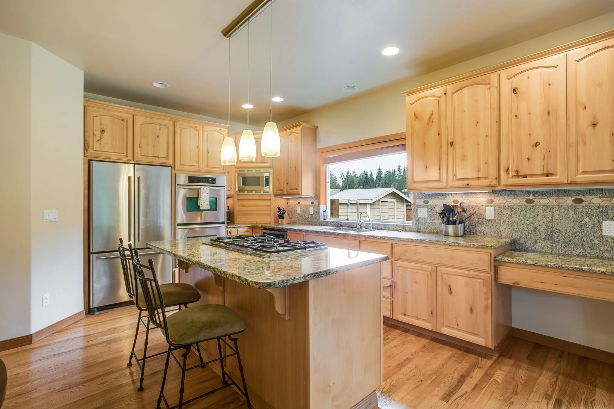 7-kitchen 2.jpeg